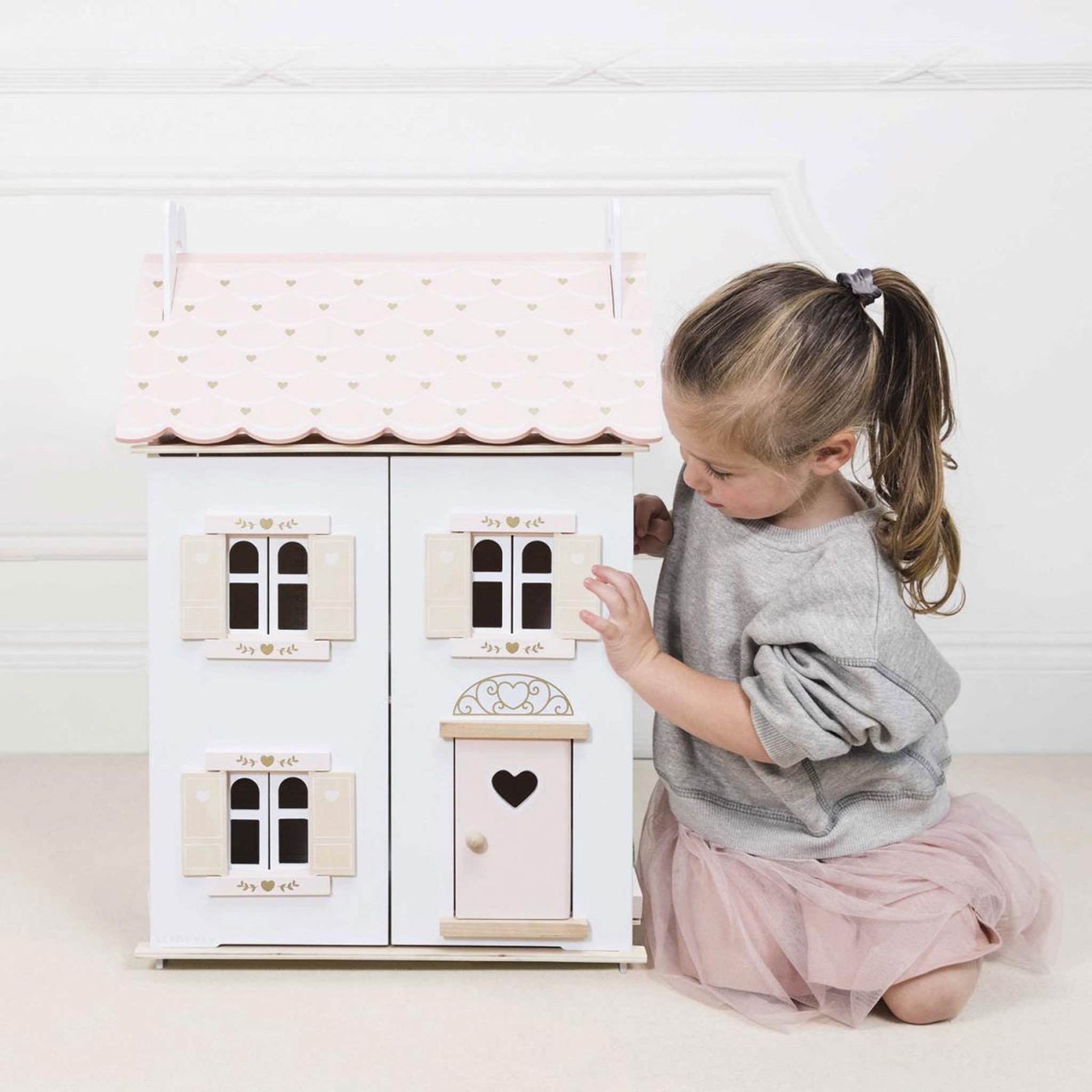 Voir la diapositive 3 : Le Toy Van Maison de poupées coeur rose