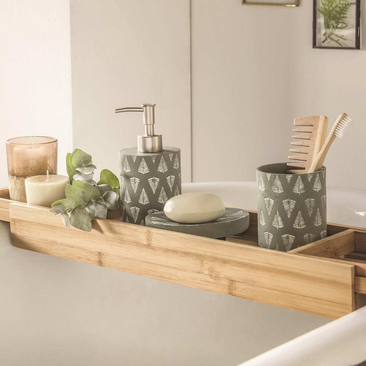 GUY LEVASSEUR Distributeur de savon en béton OLIVIER