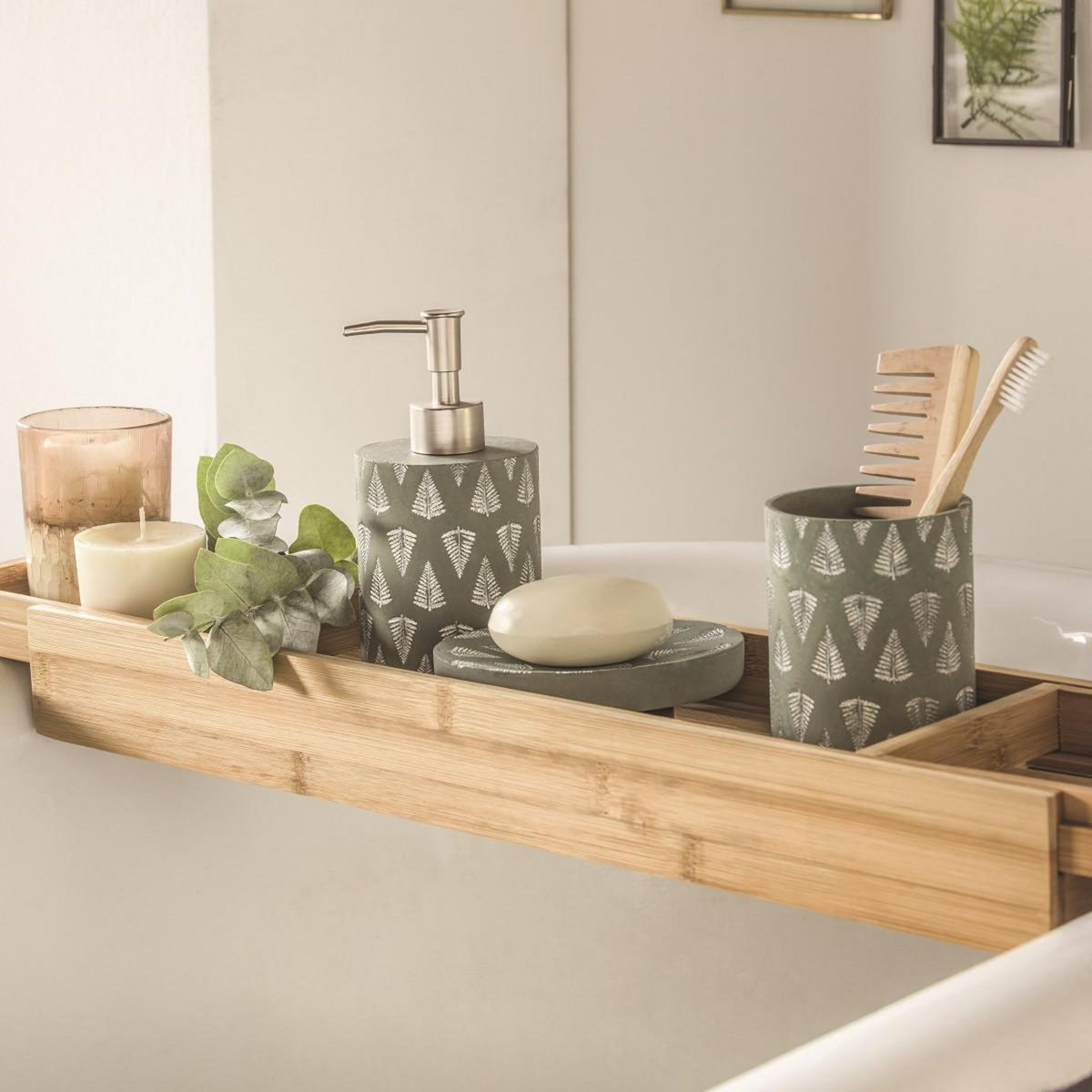 GUY LEVASSEUR Distributeur de savon en béton OLIVIER