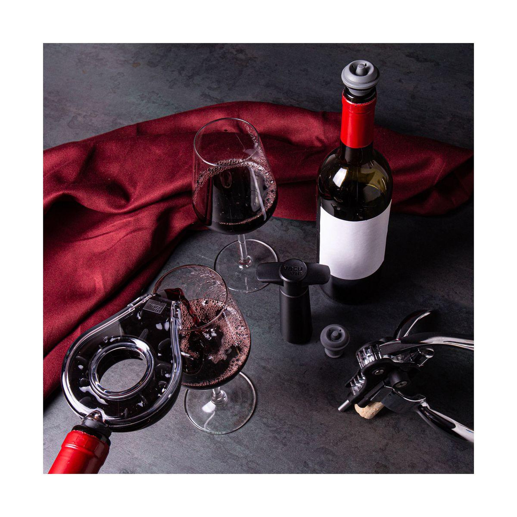 Voir la diapositive 2 : VACUVIN Coffret vin vin air deluxe