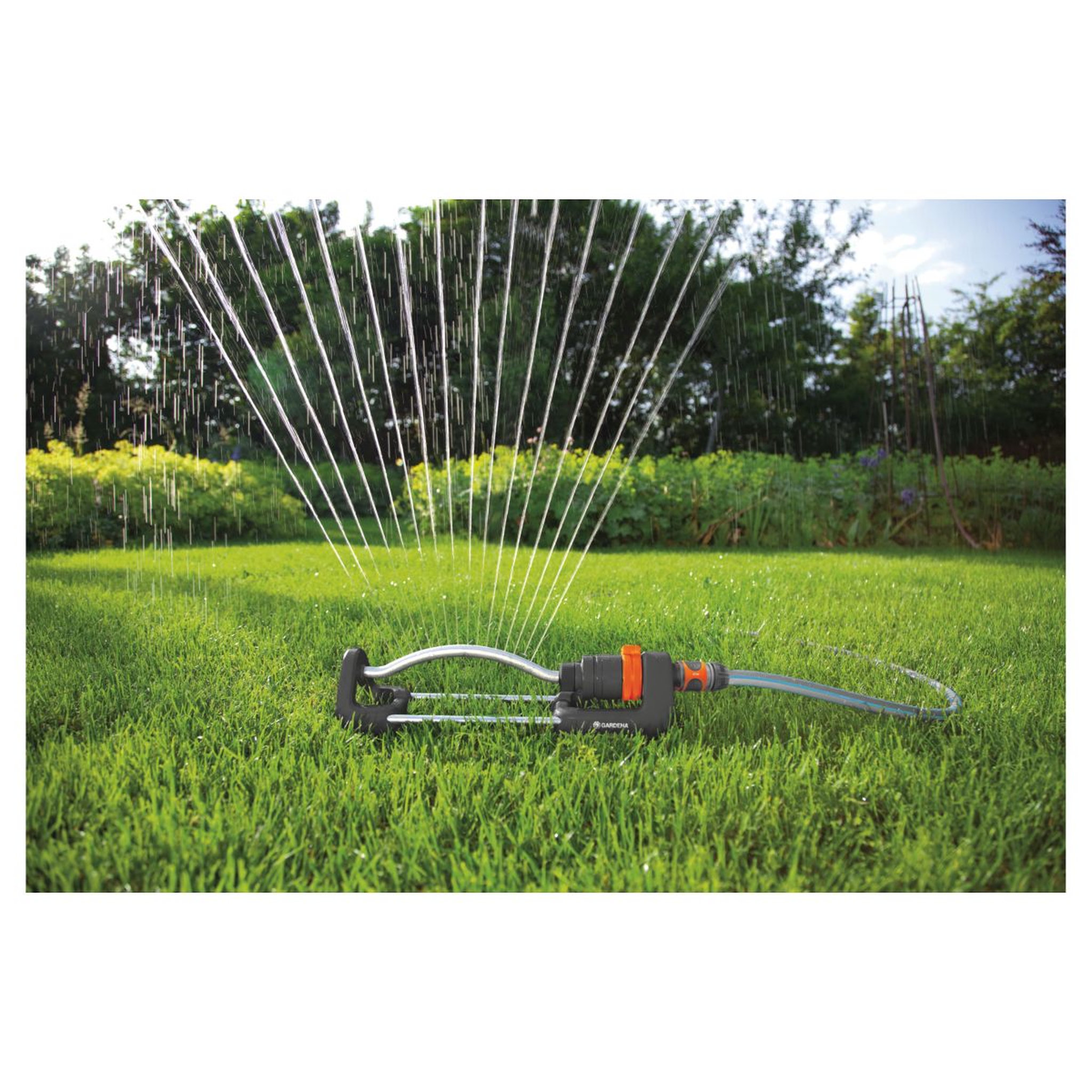 GARDENA Arroseur oscillant à portée ajusTable de jardin - 90 à 250m² - AQUA S