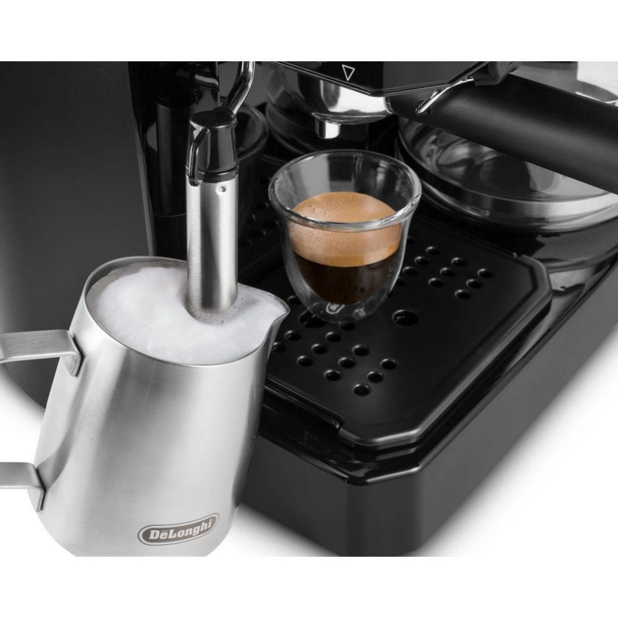 Voir la diapositive 4 : DELONGHI Expresso combiné cafetière bco 411.b