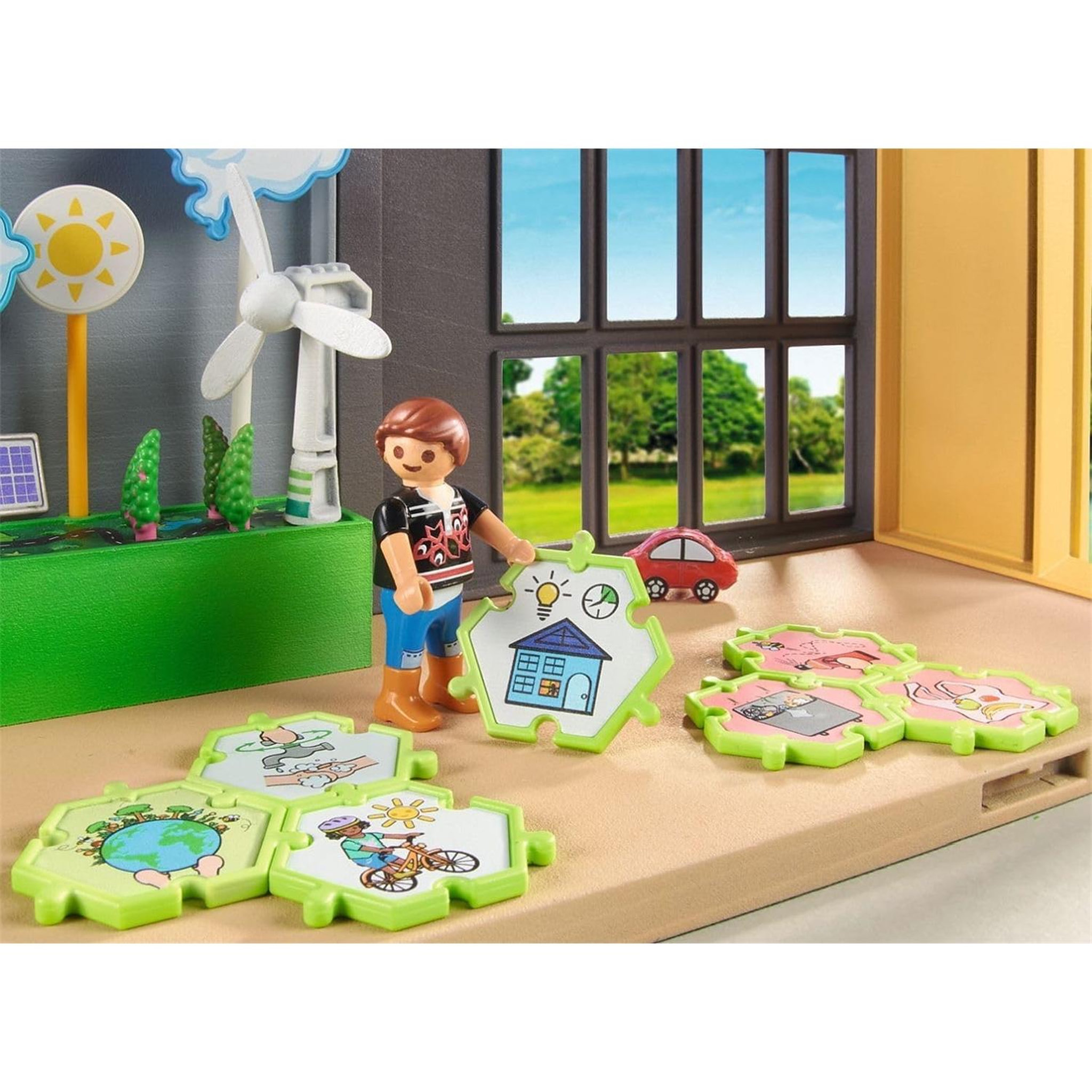 Voir la diapositive 4 : PLAYMOBIL City Life - Classe éducative sur l'écologie