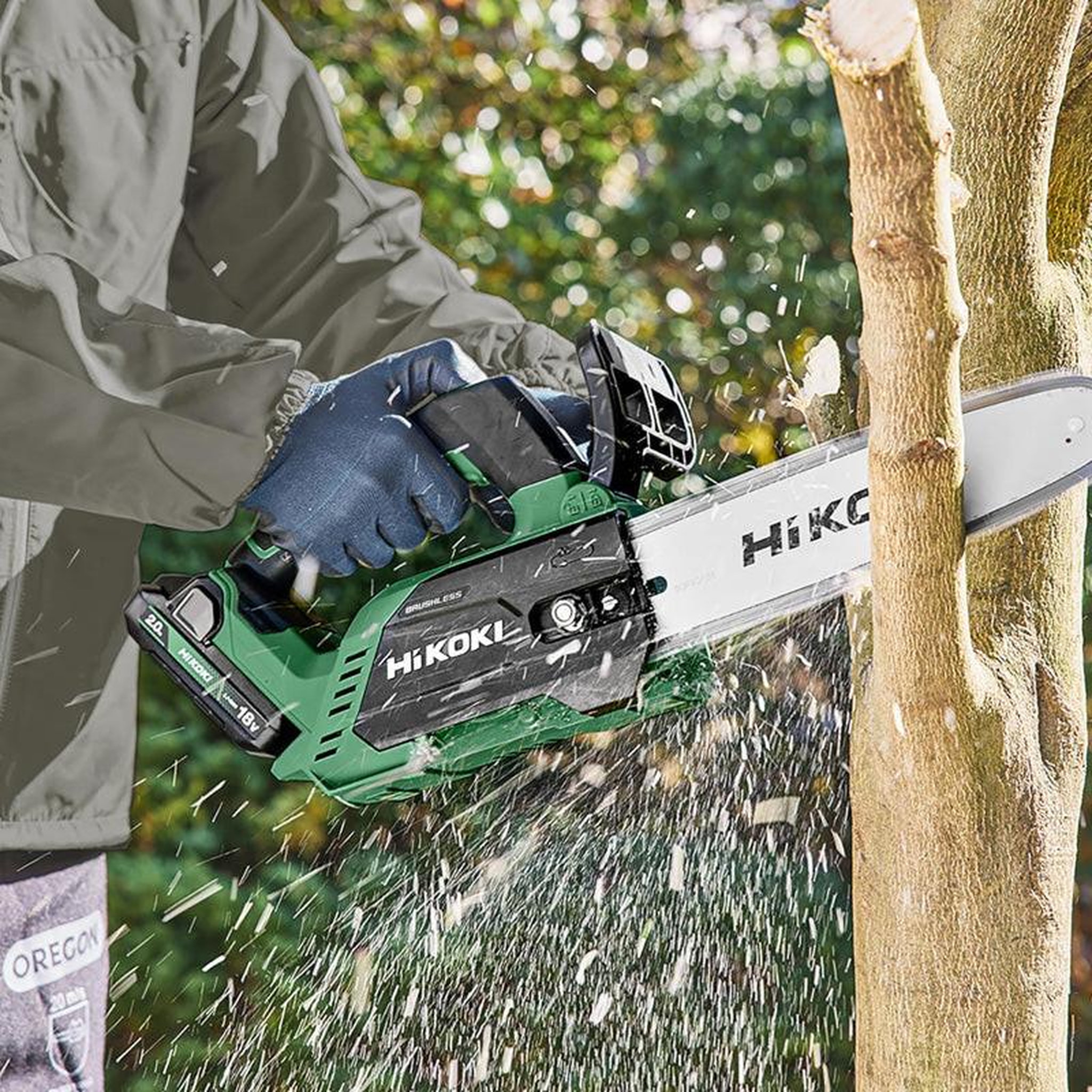 Voir la diapositive 3 : HIKOKI Elagueuse 36V HIKOKI CS3630DCW4Z - Multi Volt Chaine 30 cm (machine nue)
