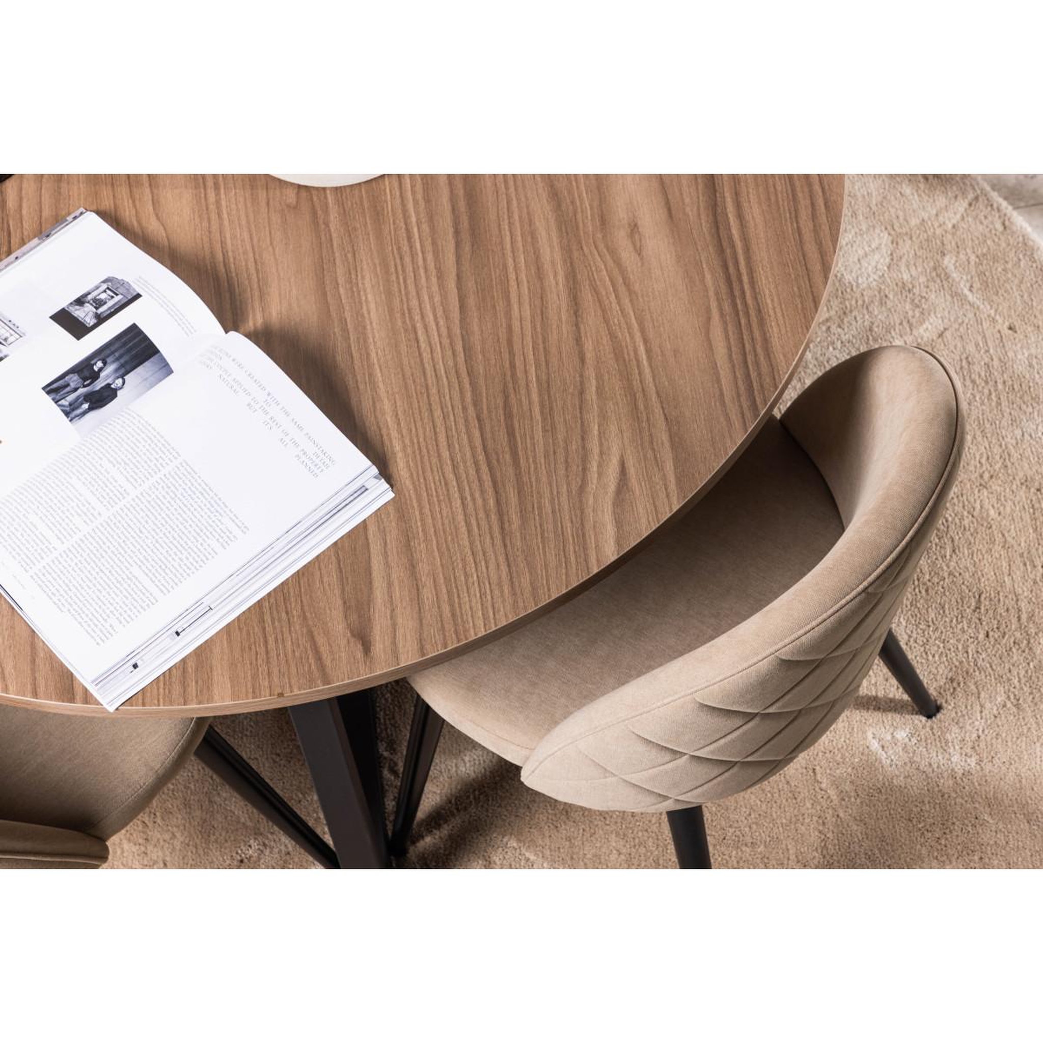 Voir la diapositive 5 : Paris Prix Ensemble table à manger & 4 chaises  durango & velvet  120cm noyer & beige
