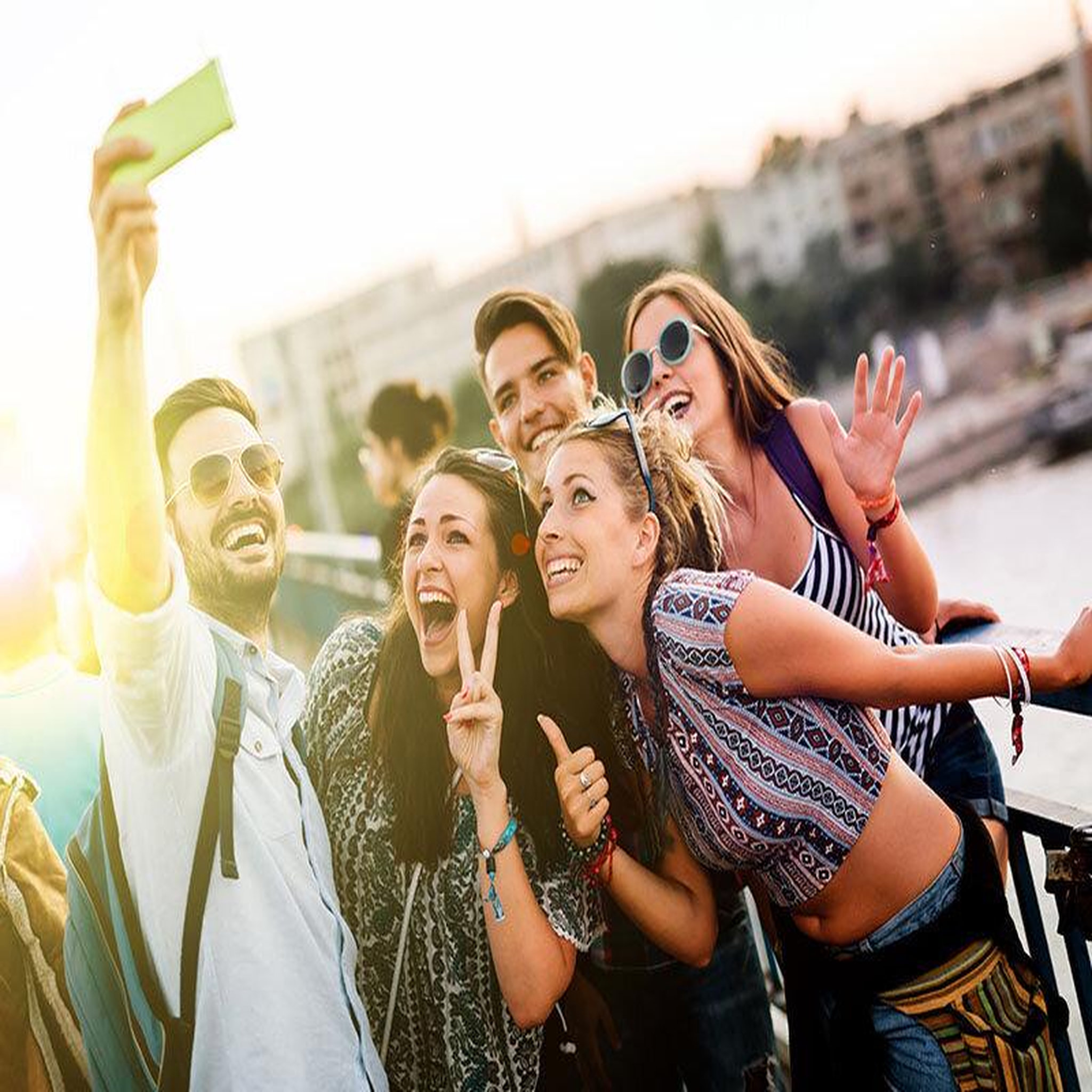 Voir la diapositive 4 : Smartbox 1h de croisière sur la seine en duo - coffret cadeau multi-thèmes