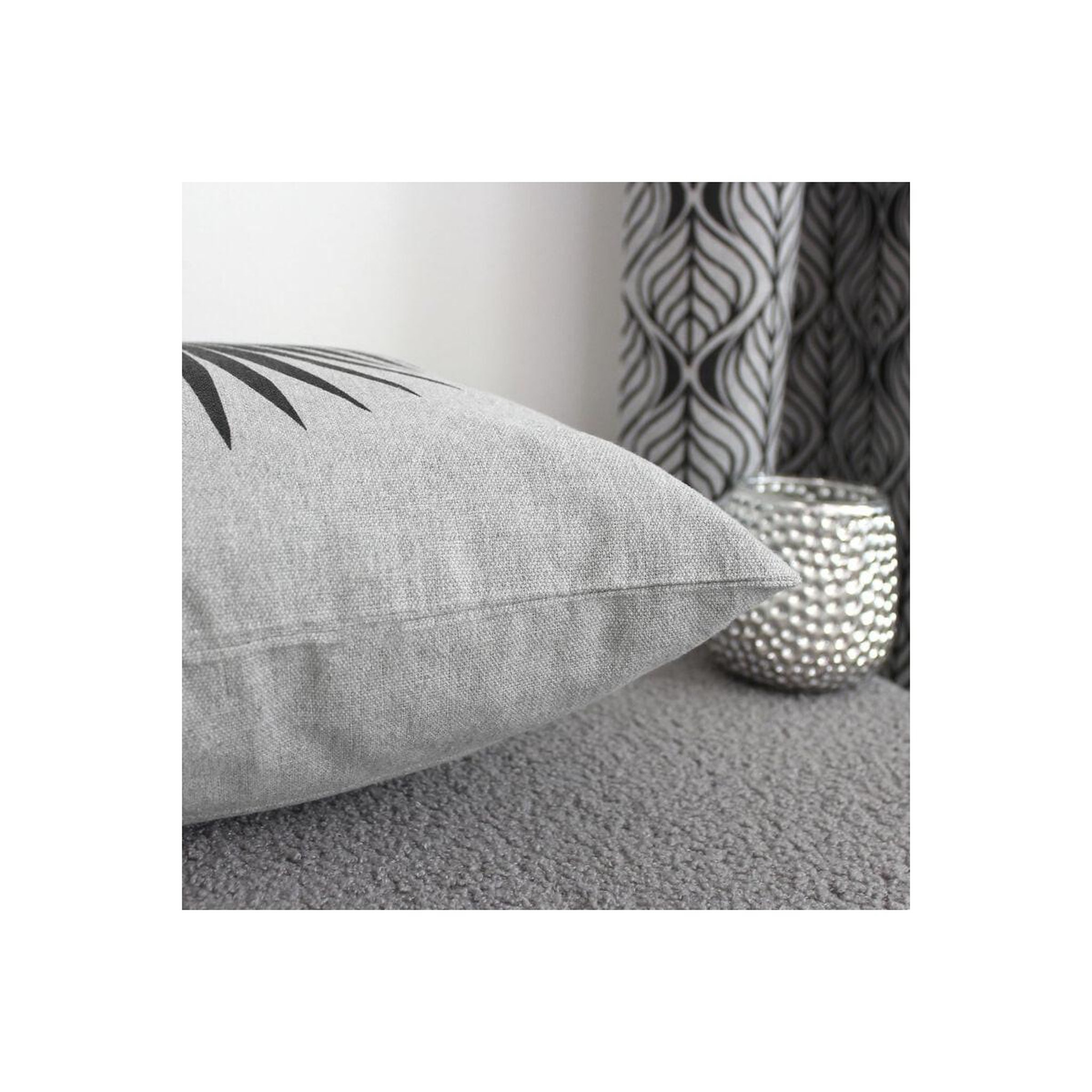 Voir la diapositive 2 : ENJOY HOME Coussin déco imprimé  baya  40x40cm gris clair