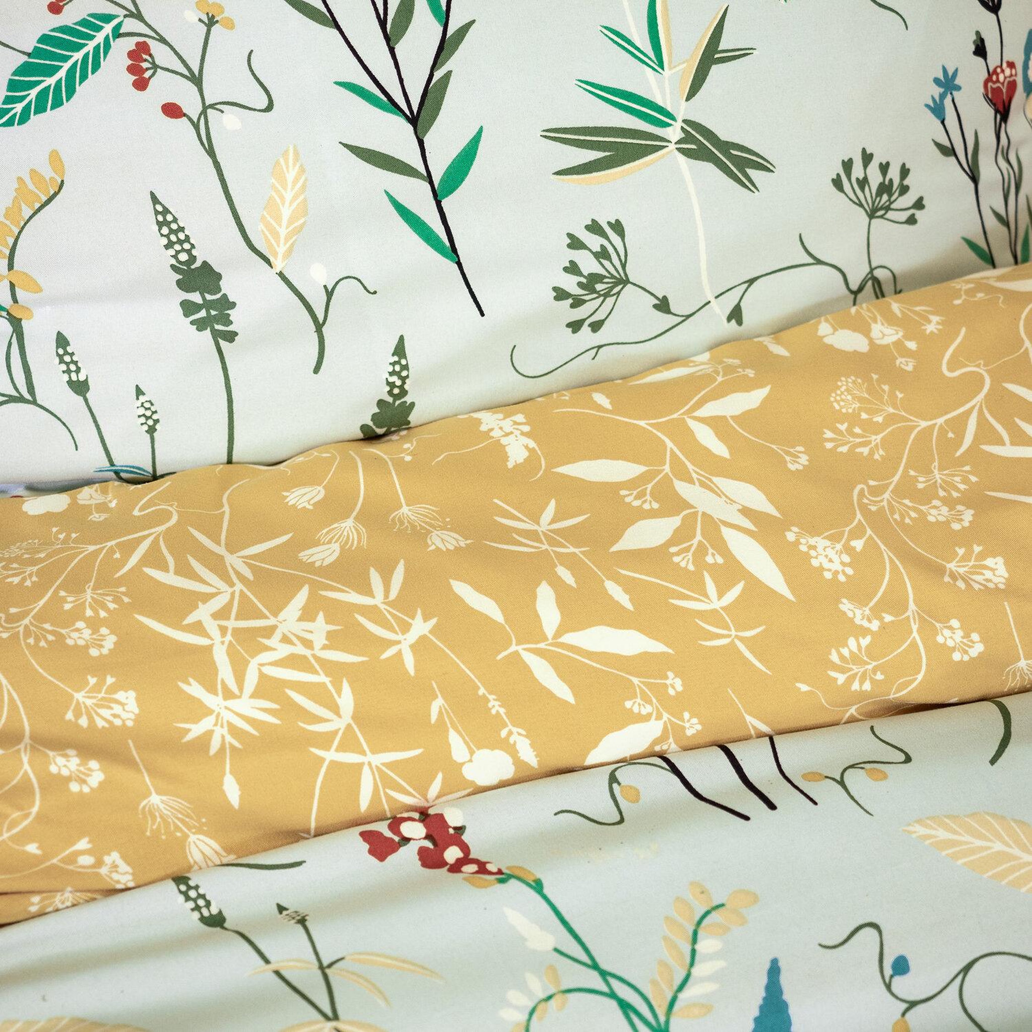 Voir la diapositive 5 : Home collection Parure de couette 3pcs microfibre florissane