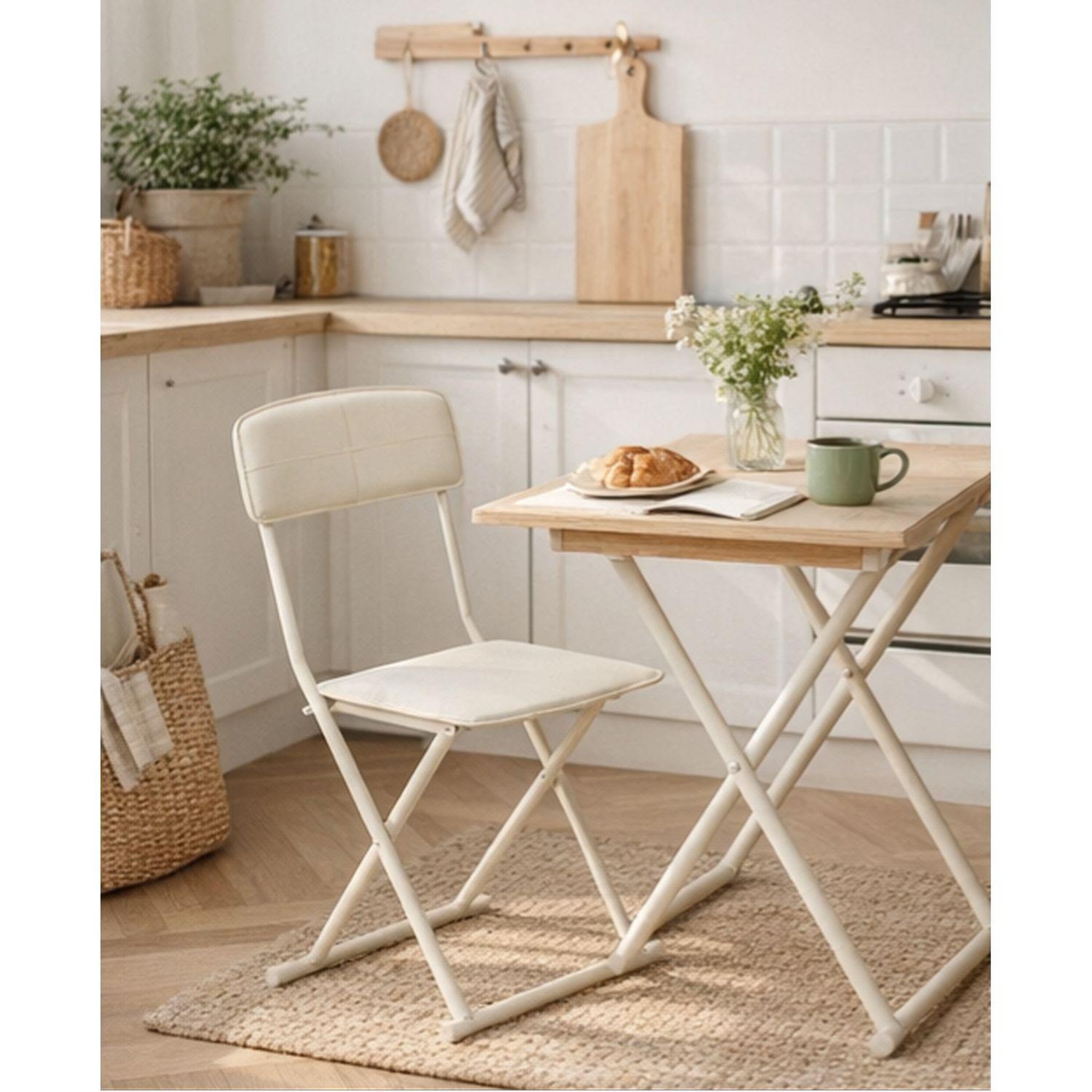 Voir la diapositive 5 : TOILINUX Lot de 4 chaises pliantes en simili cuir - beige