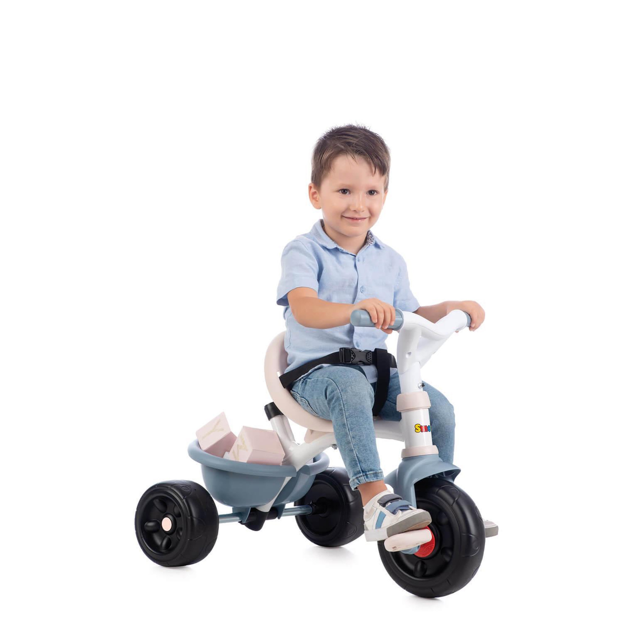 Voir la diapositive 6 : SMOBY Tricycle Be Fun Confort Bleu