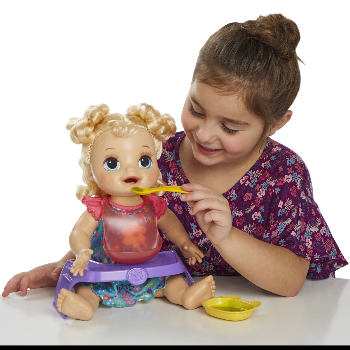 HASBRO Baby alive - Poupée aux cheveux blonds adore manger