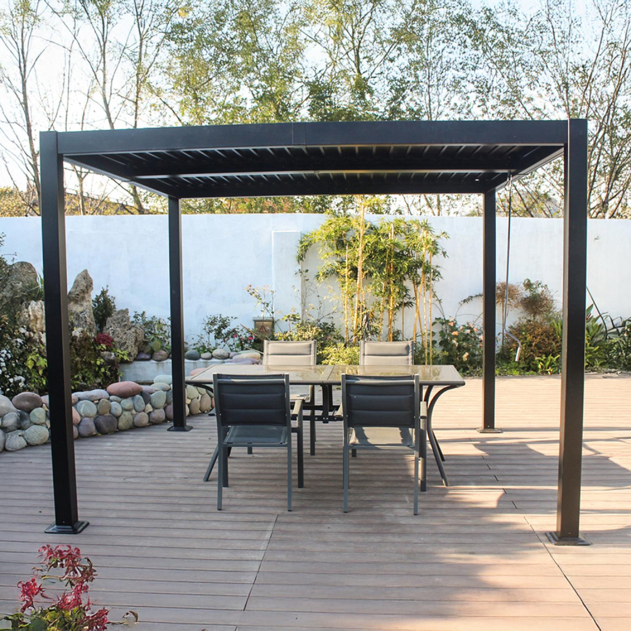 Voir la diapositive 4 : CONCEPT USINE Pergola bioclimatique aluminium et acier lames orientables 3x3m corfu