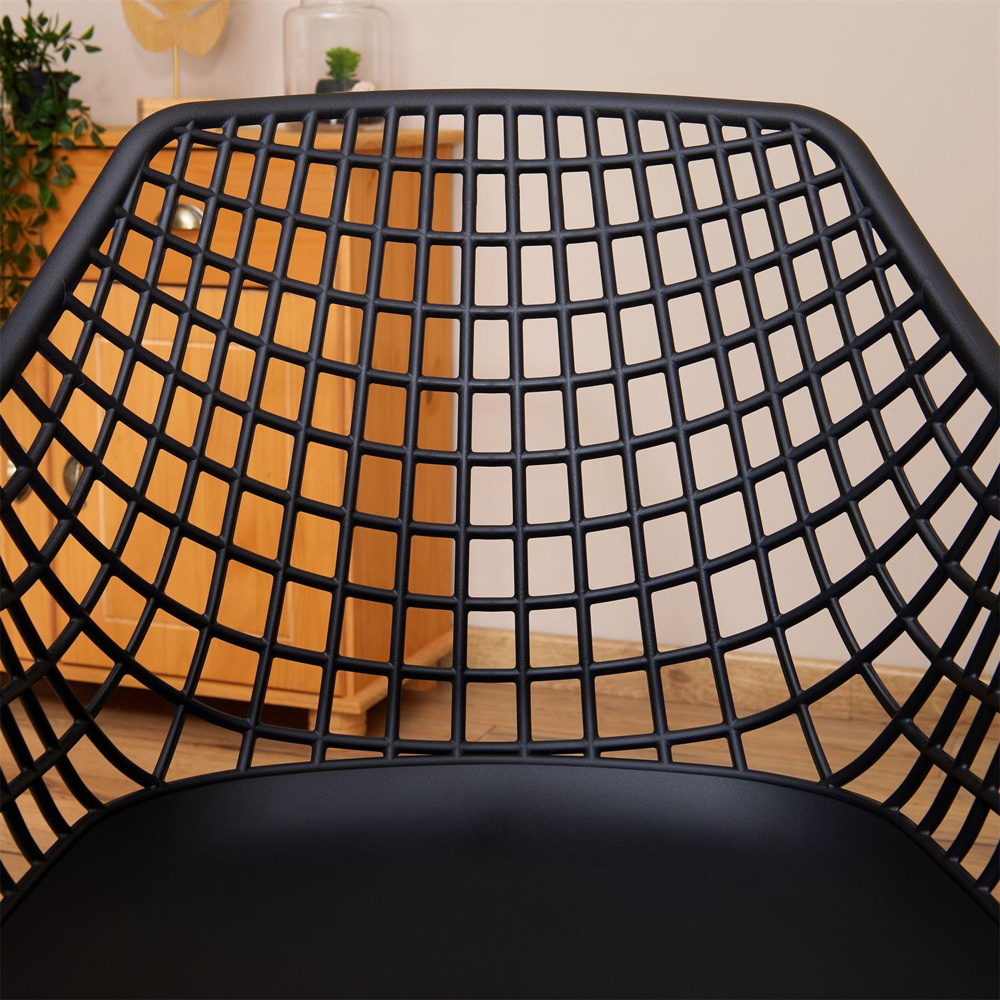 Voir la diapositive 4 : IDIMEX Lot de 4 chaises LUCIA, en plastique