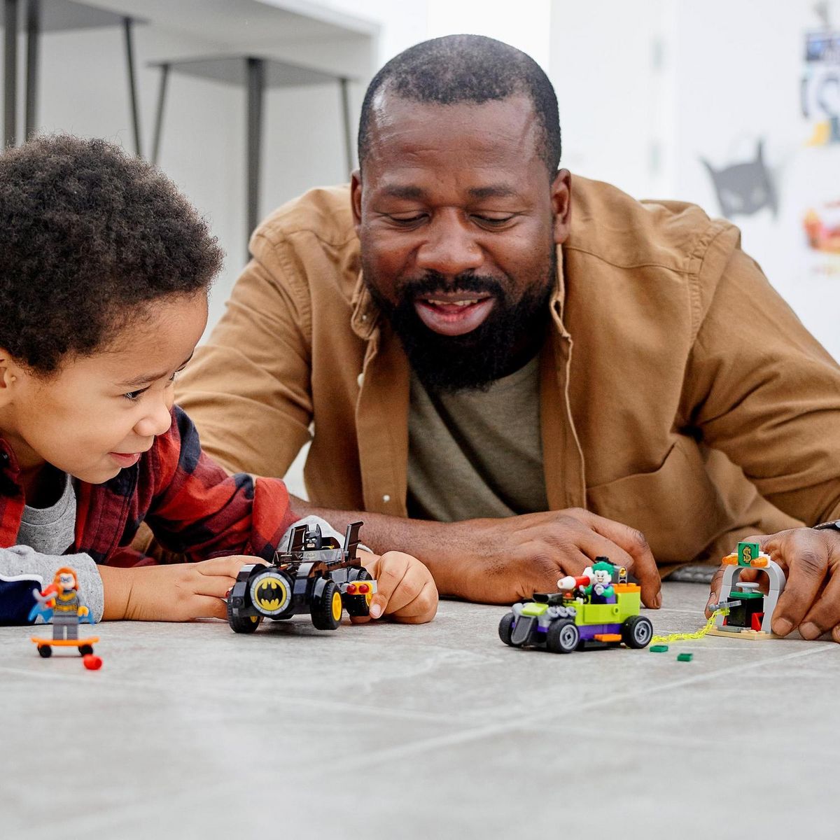 LEGO LEGO Batman 76180 Batman contre le Joker : Course-poursuite en Batmobile, Jouet 