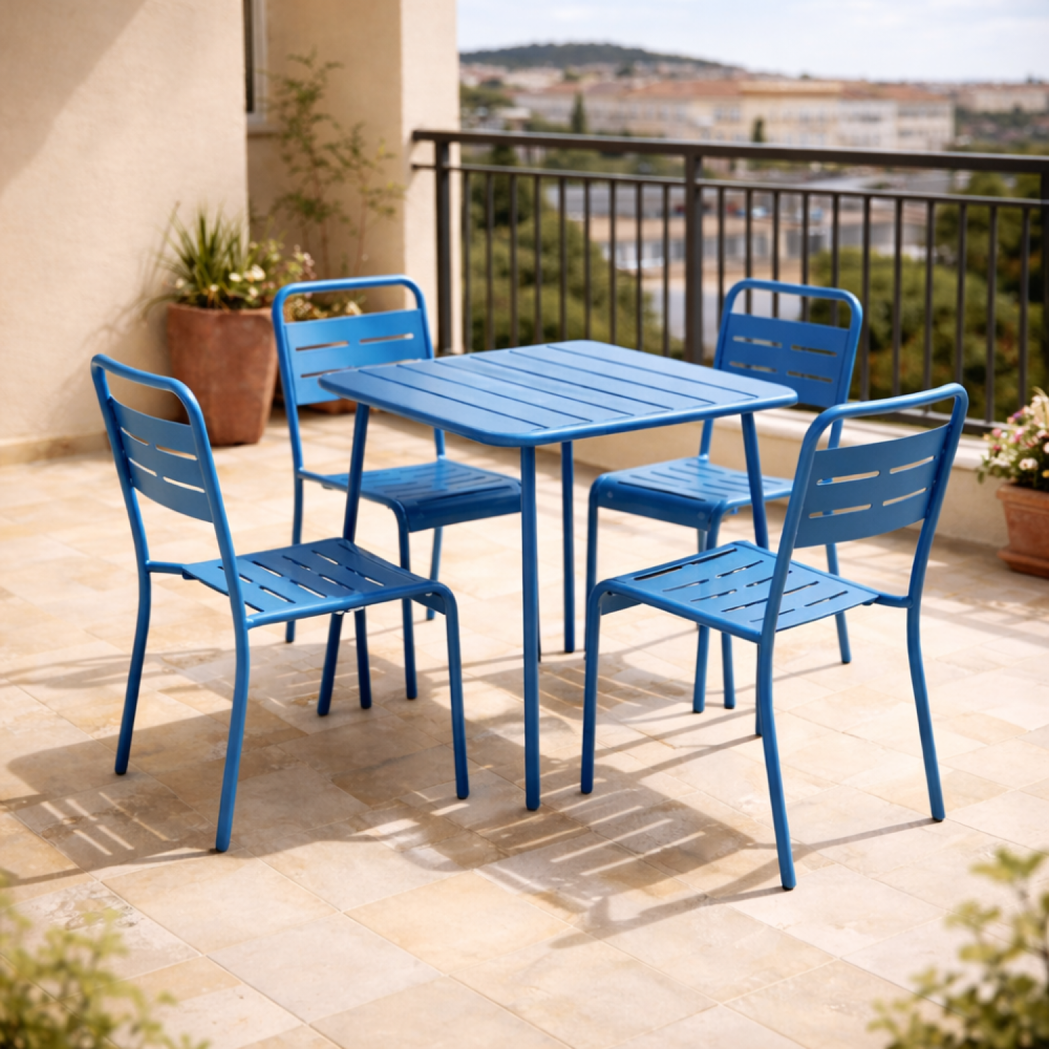 Voir la diapositive 6 : CONCEPT USINE Table carrée 4 places 70x70cm bleu bergame