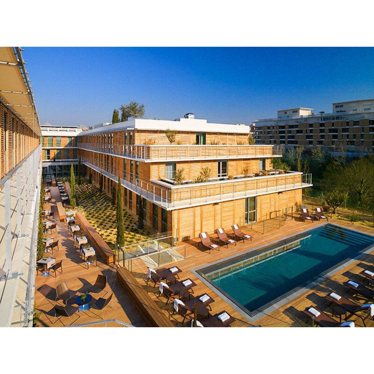 Smartbox 3 jours de bonheur à Montpellier avec dîner gourmet en hôtel 4* Marriott - Coffret Cadeau Séjour