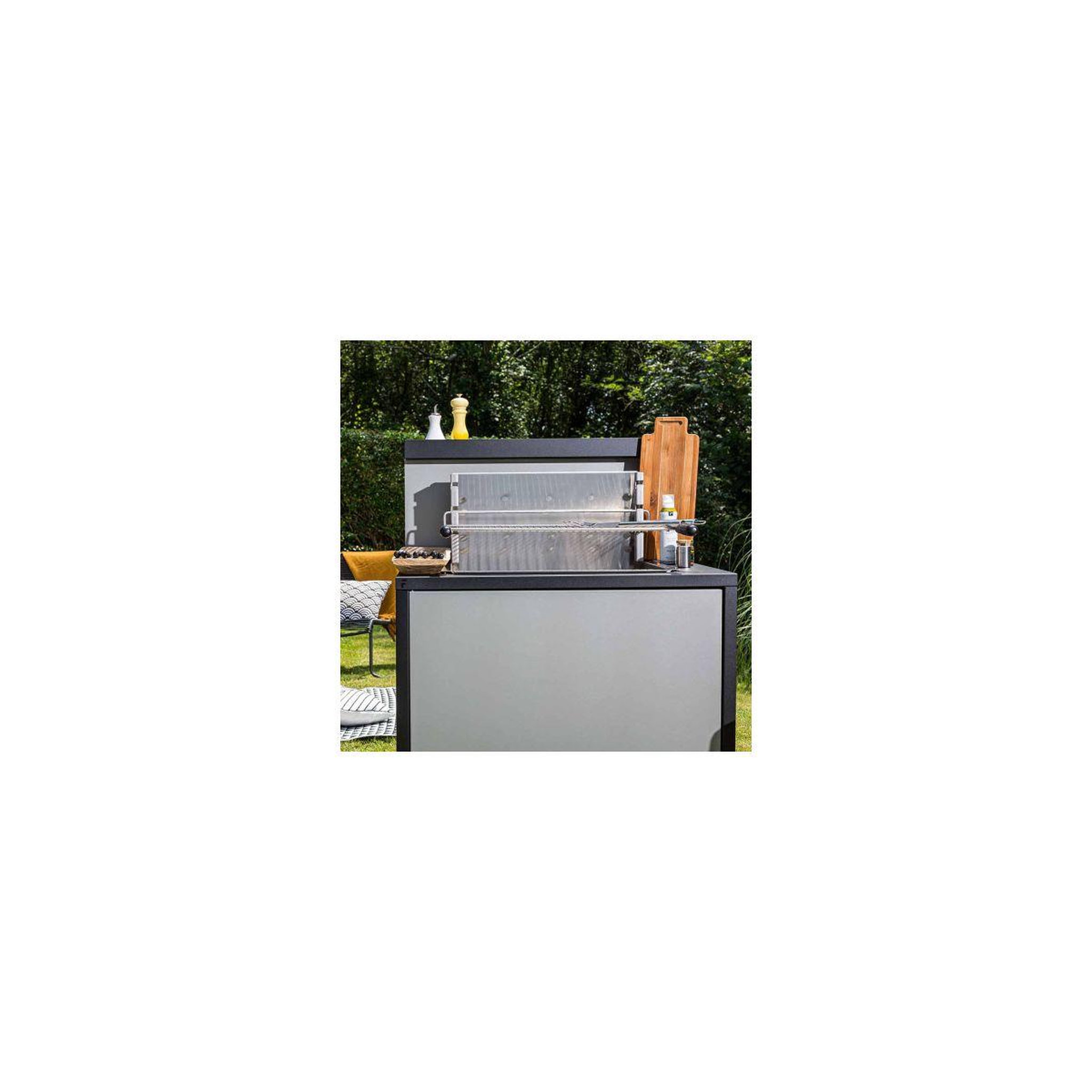 Voir la diapositive 3 : FORGE ADOUR Barbecue charbon 961.66 inox encastrable 57 cm