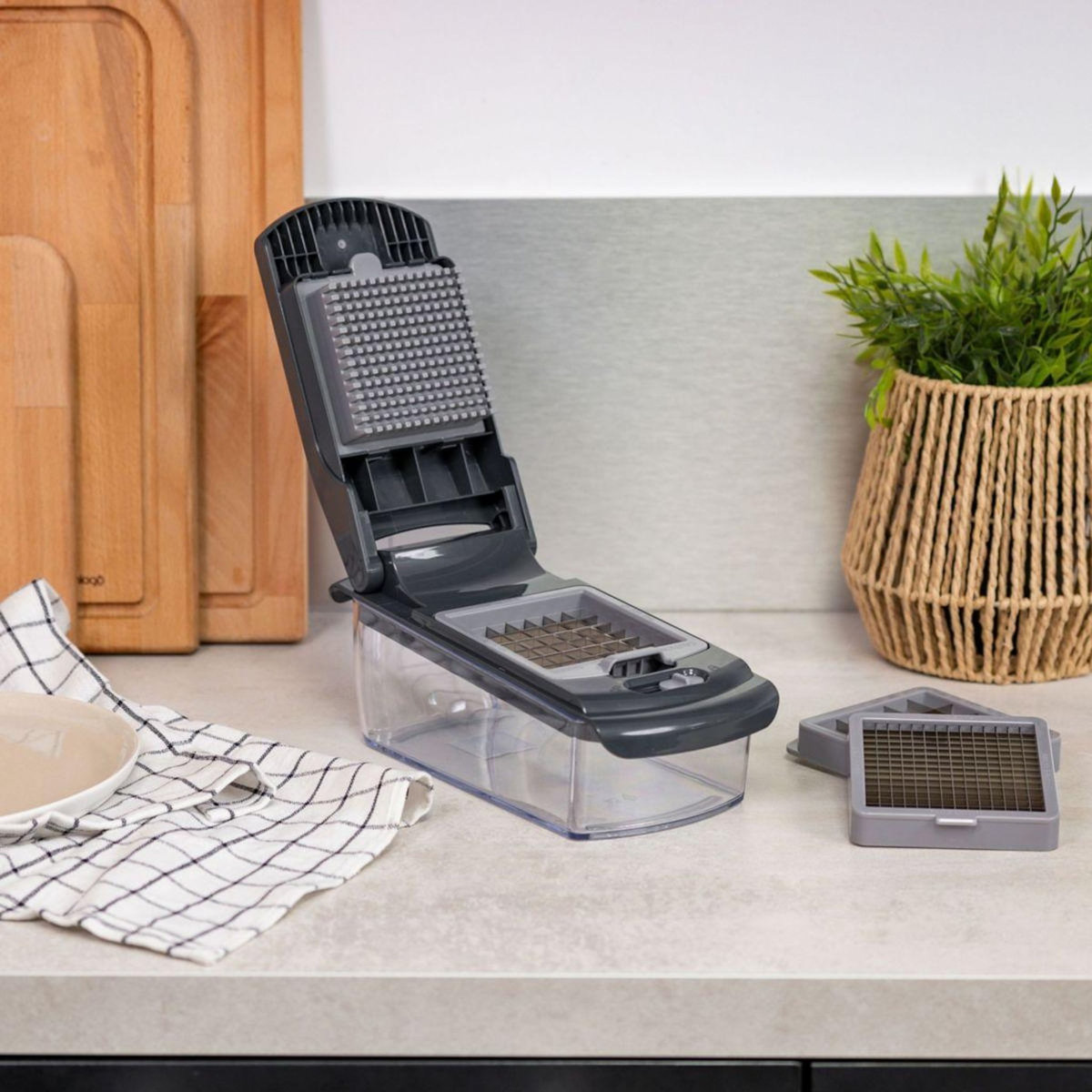 ESSENTIEL B Mandoline Multifonction avec bac récupérateur