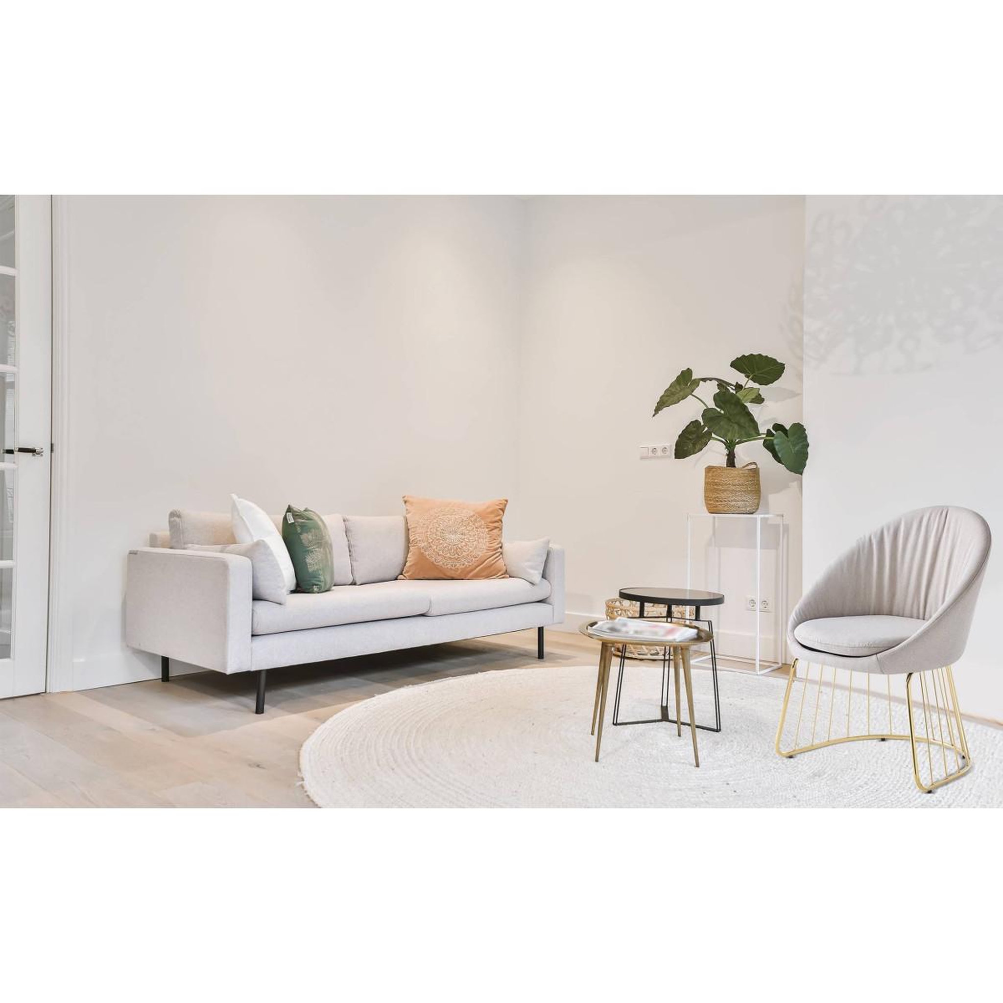 Voir la diapositive 5 : Paris Prix Chaise design en tissu  mayra  84cm beige