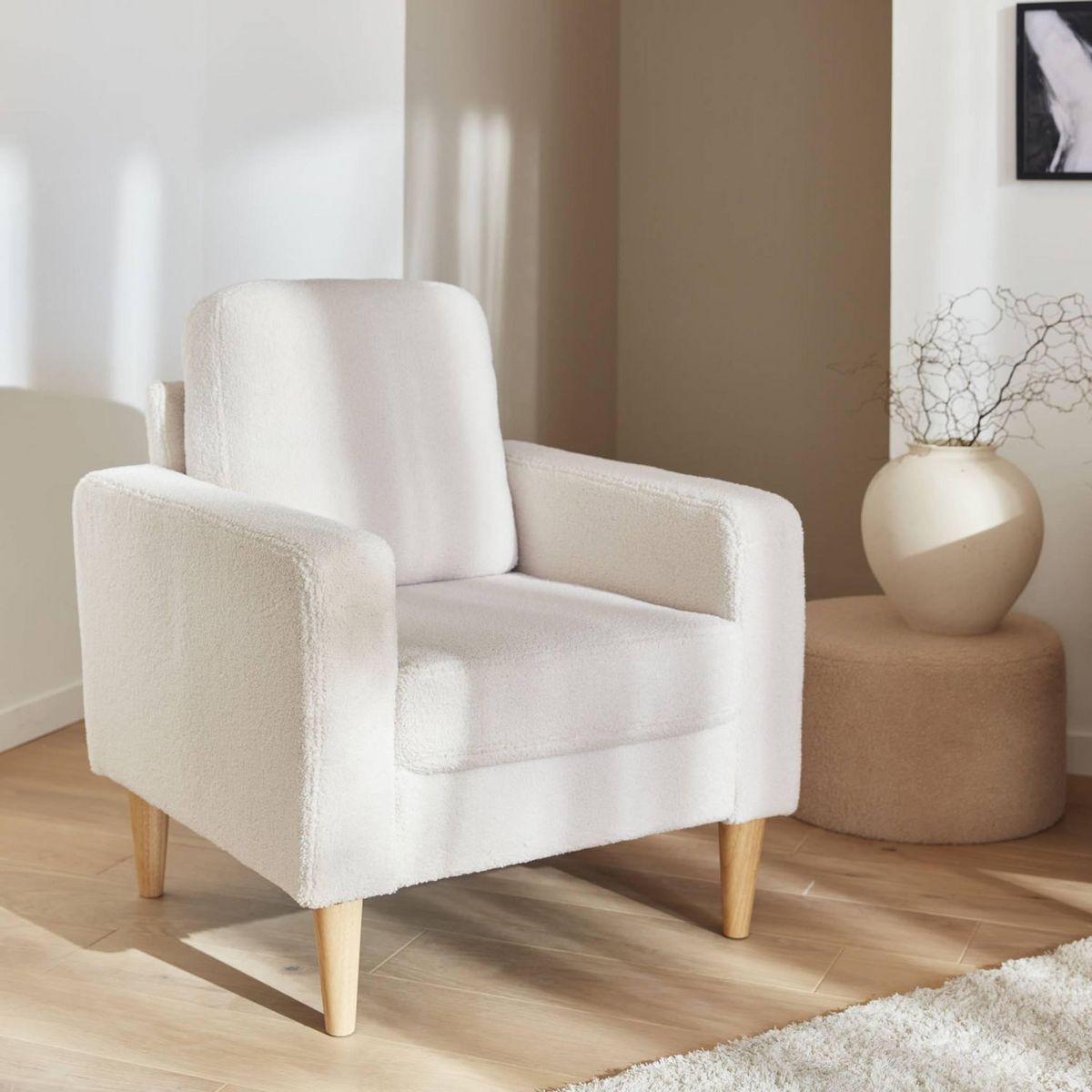 SWEEEK Fauteuil à bouclettes blanc cassé. scandinave  - Bjorn - Canapé 1 place fixe droit pieds bois