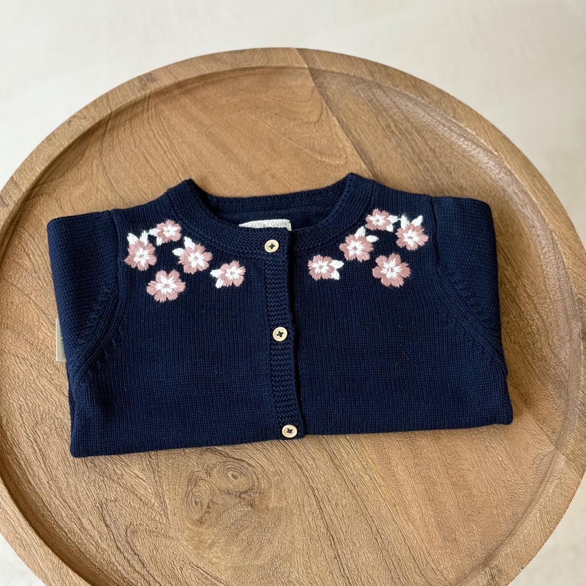 Voir la diapositive 6 : Petit Béguin Gilet enfant en tricot céleste