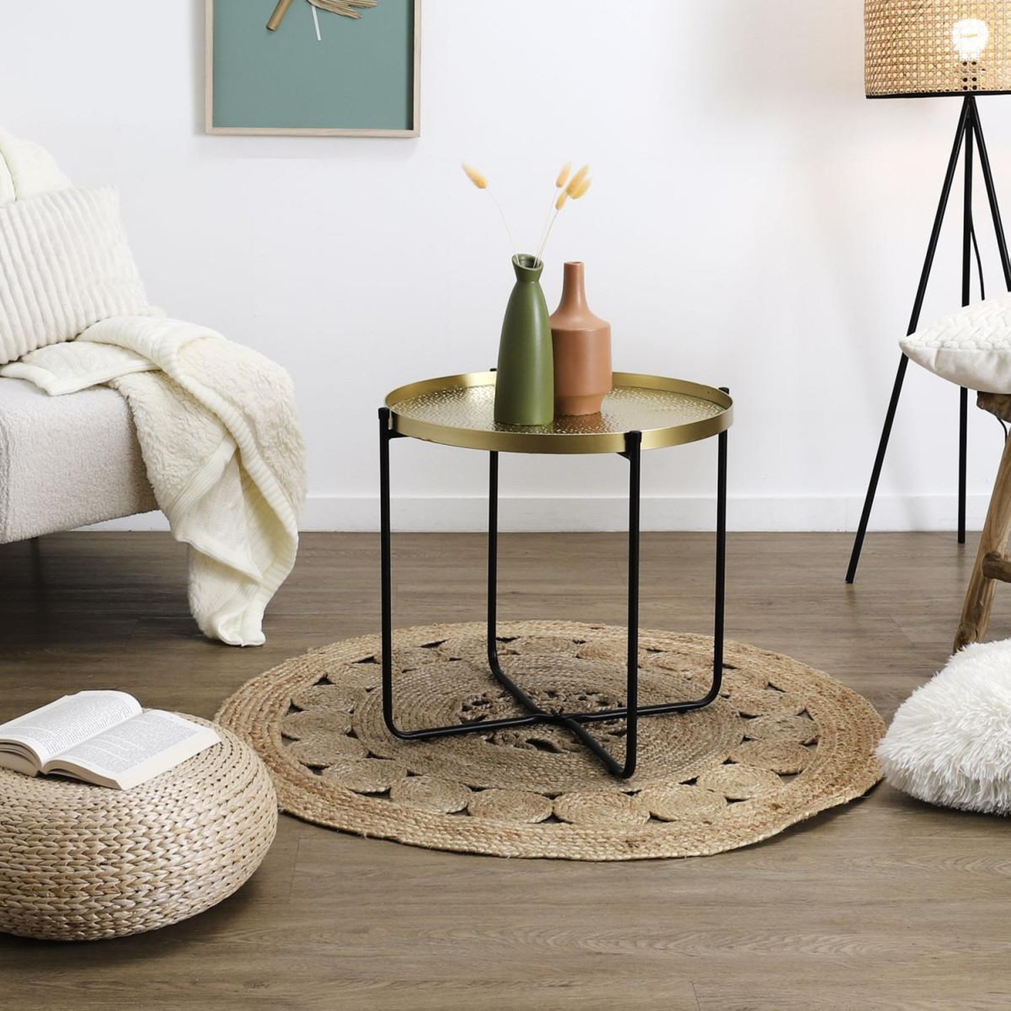 Voir la diapositive 5 : The Home Deco Factory Table d'appoint design  alia  50cm or