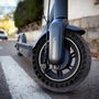 Voir la diapositive 2 : TNB Pneu plein 8.5' anti-crevaison