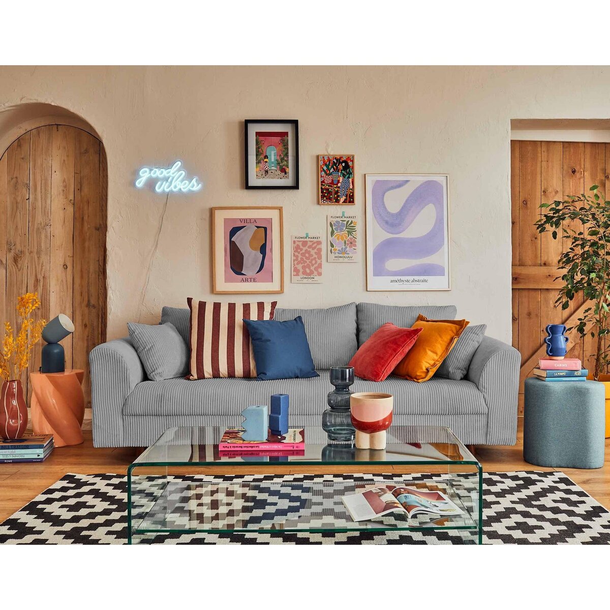 LISA DESIGN Rune - canapé 3 places - en velours côtelé