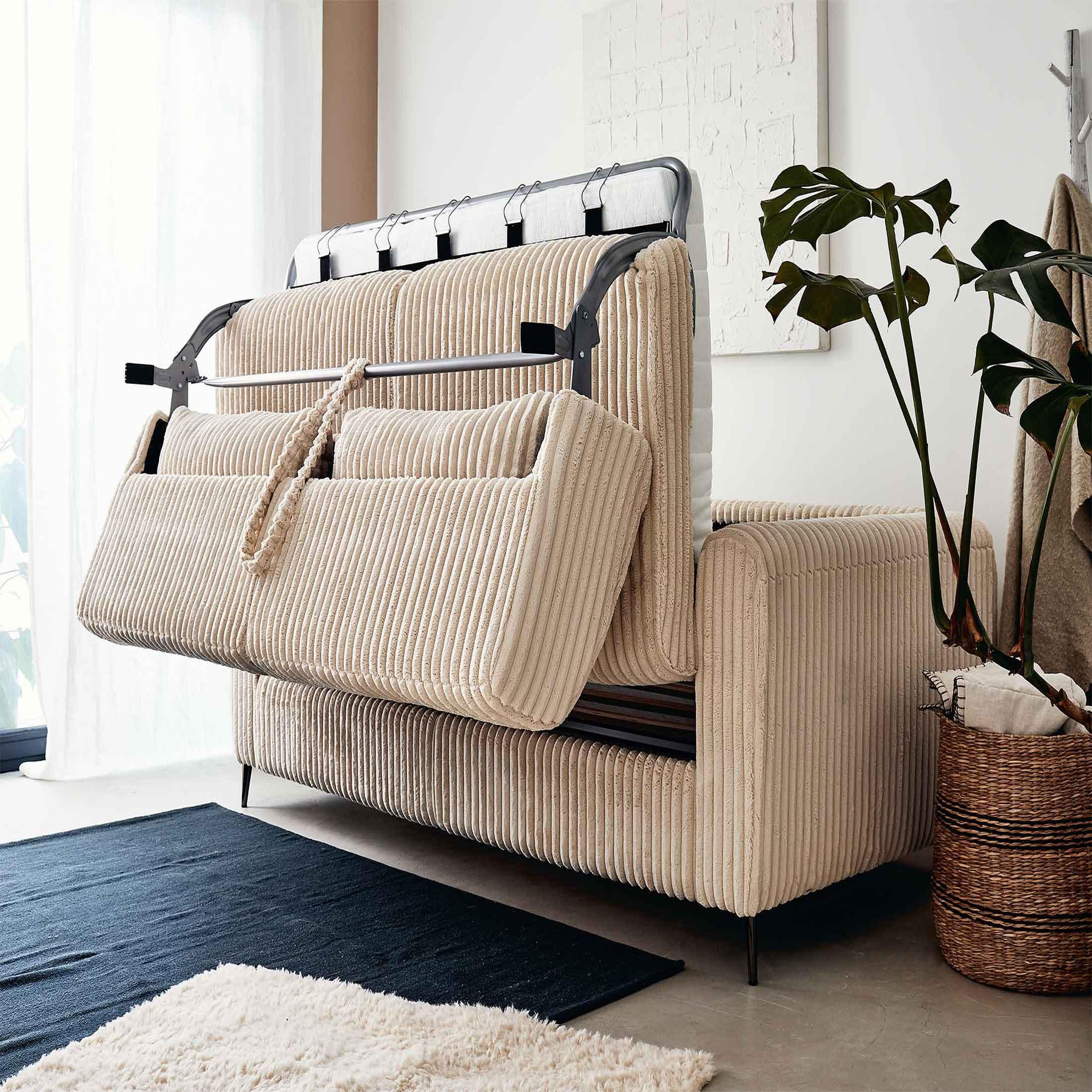 Voir la diapositive 2 : LISA DESIGN Owen - canapé 3 places convertible express couchage quotidien 140 cm matelas 12 cm en velours côtelé grosses côtes