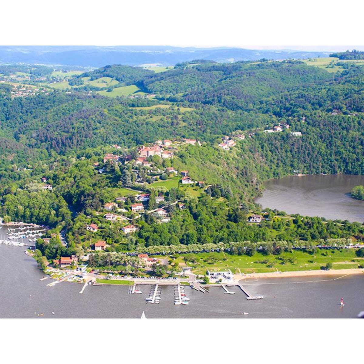 Smartbox Vol en hélicoptère de 20 min près de Saint-Étienne pour 2 personnes - Coffret Cadeau Sport & Aventure