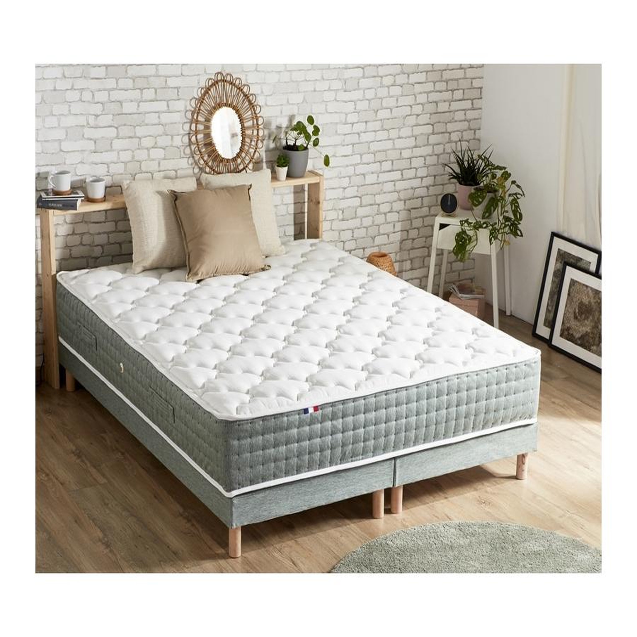Voir la diapositive 3 : Ensemble matelas 792 Ressorts 7 zones Face hiver/été 160x200 cm + 2 sommiers 80x200 cm vert Céladon HYGGE