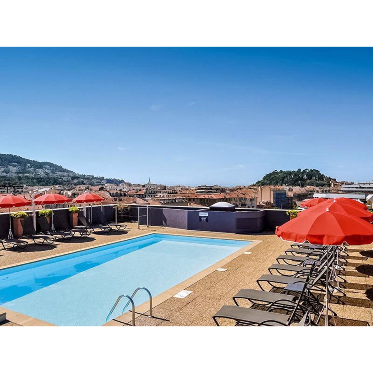 Smartbox Séjour en famille : 2 jours en hôtel 4* à Nice - Coffret Cadeau Séjour