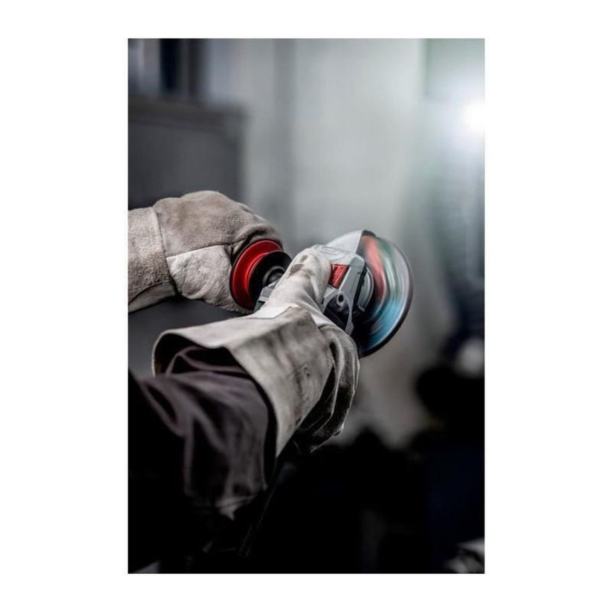 Voir la diapositive 5 : METABO Meuleuse sans fil - METABO - WVB 18 LT BL 11-125 Quick - 18V - Béton - Professionnelle