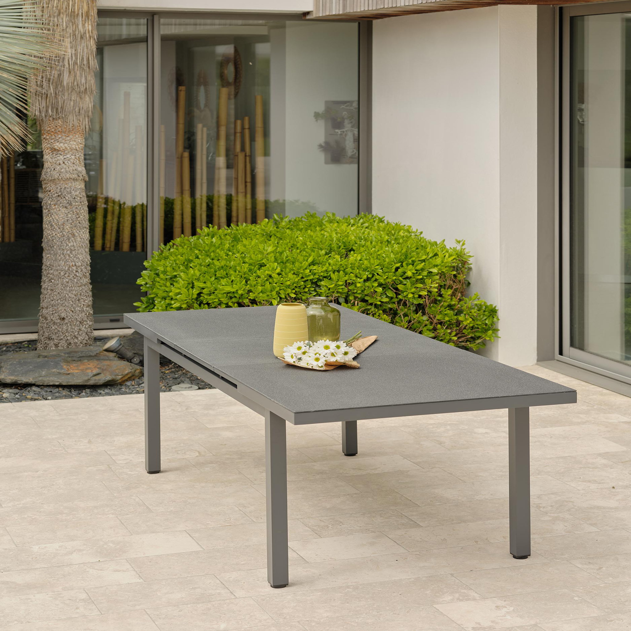 Voir la diapositive 2 : DCB GARDEN Table en aluminium et spraystone avec rallonge automatiquee (10 places)