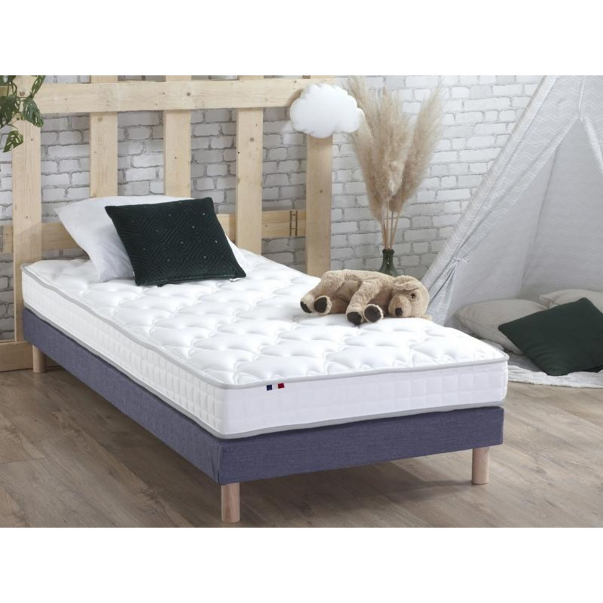 Matelas mousse accueil mémoire de forme 90x190 cm LAVANDOU