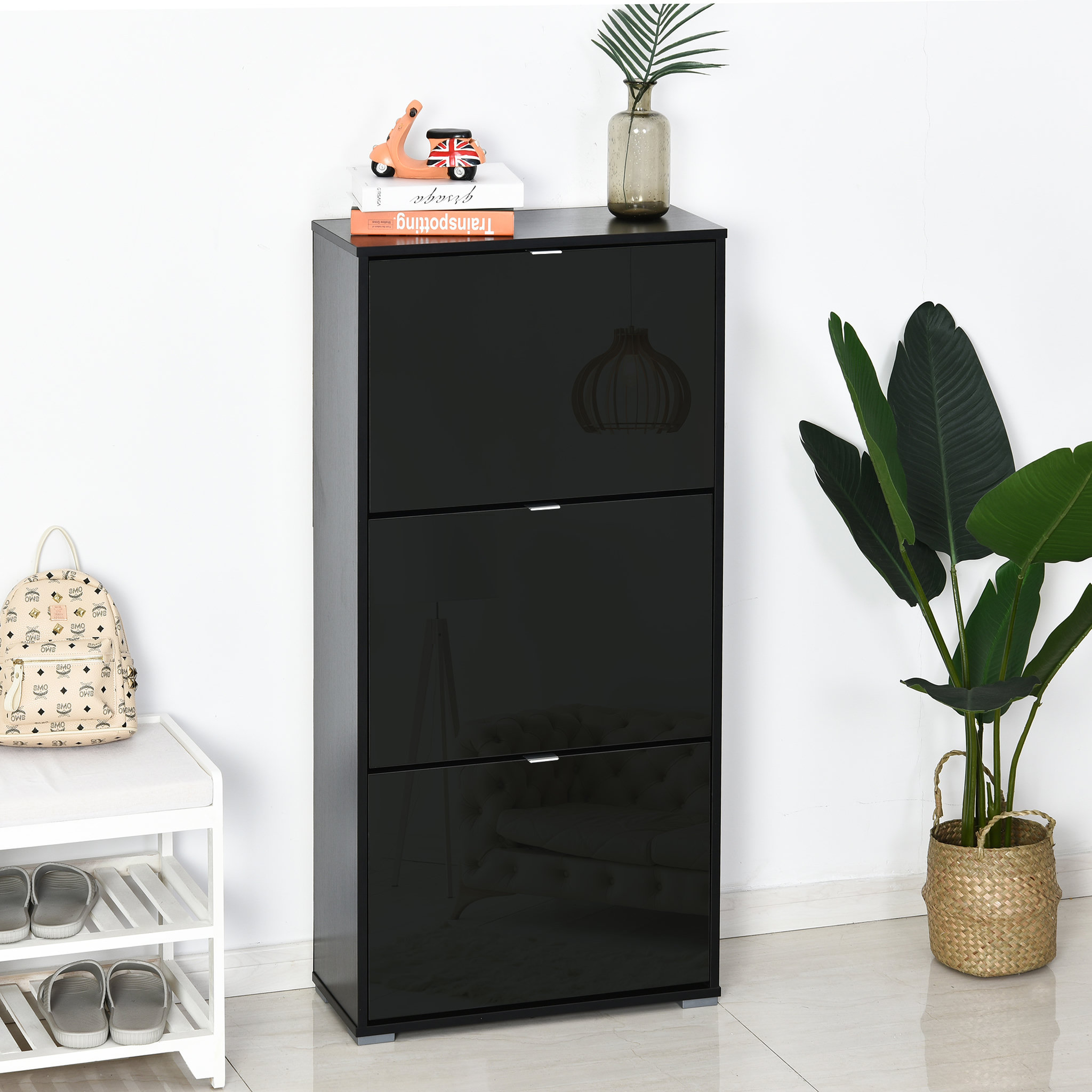 Voir la diapositive 2 : HOMCOM Meuble à chaussures 3 portes abattantes 3 compartiments MDF noir laqué