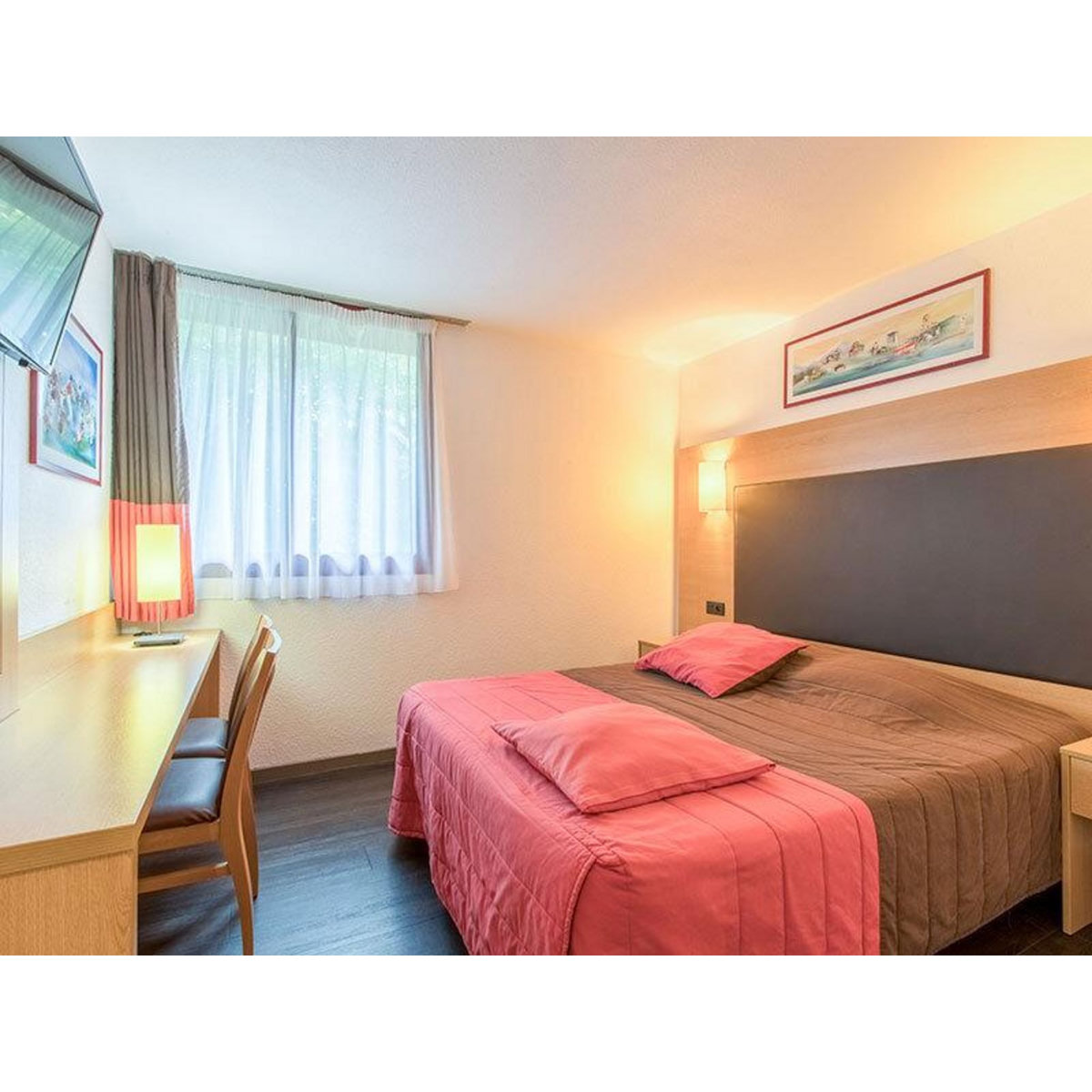 Smartbox 2 jours en hôtel avec accès à l'espace détente près du circuit de Nogaro - Coffret Cadeau Séjour