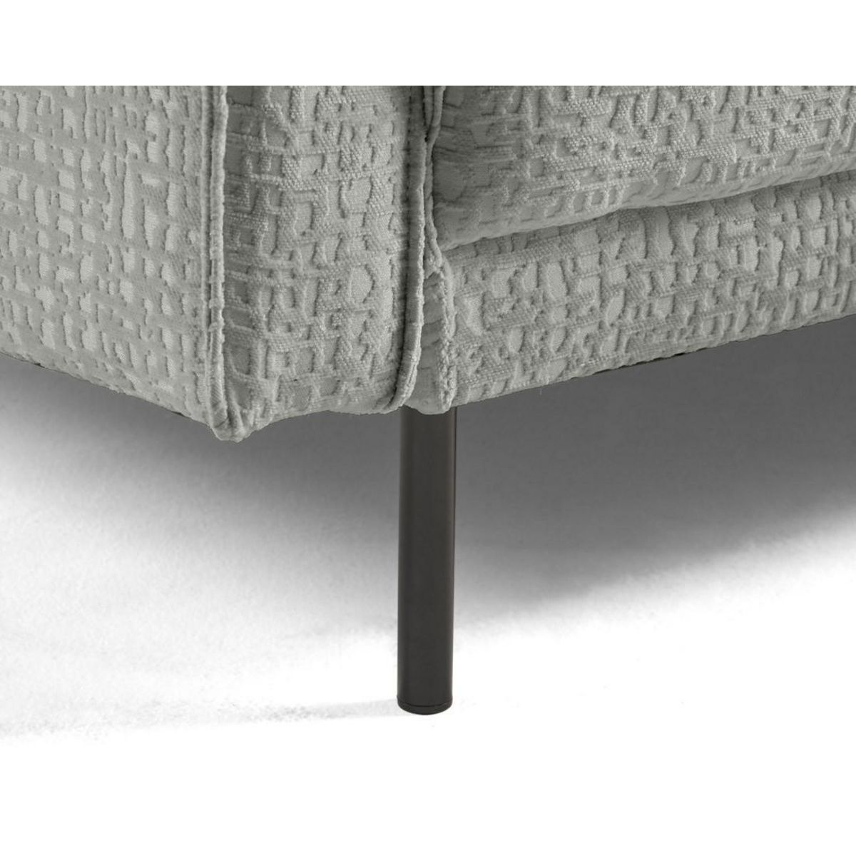 LISA DESIGN Charlie - fauteuil - pieds hauts - en tissu velours relief