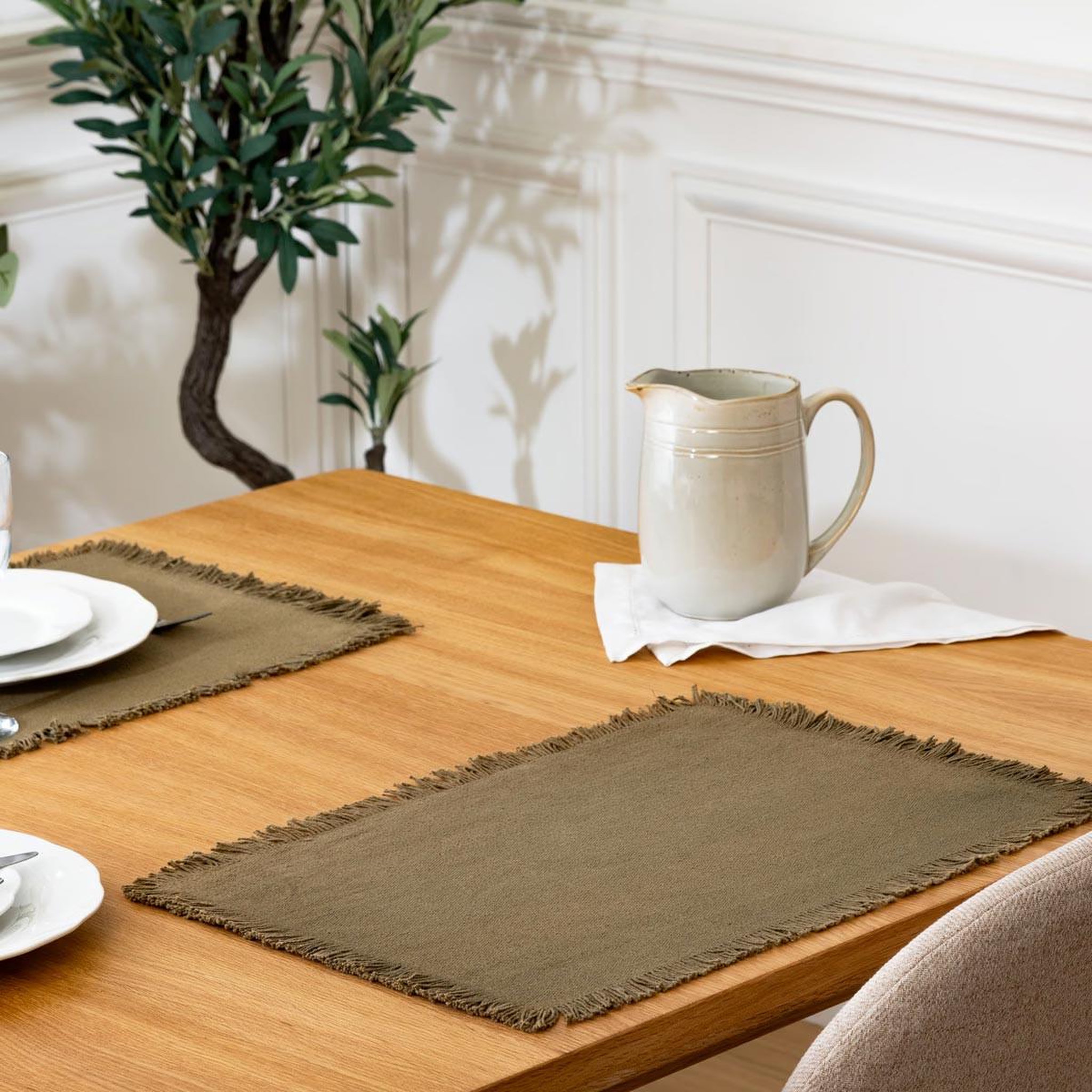 Voir la diapositive 3 : SECRET DE GOURMET Set de table déco  maha  30x45cm vert kaki