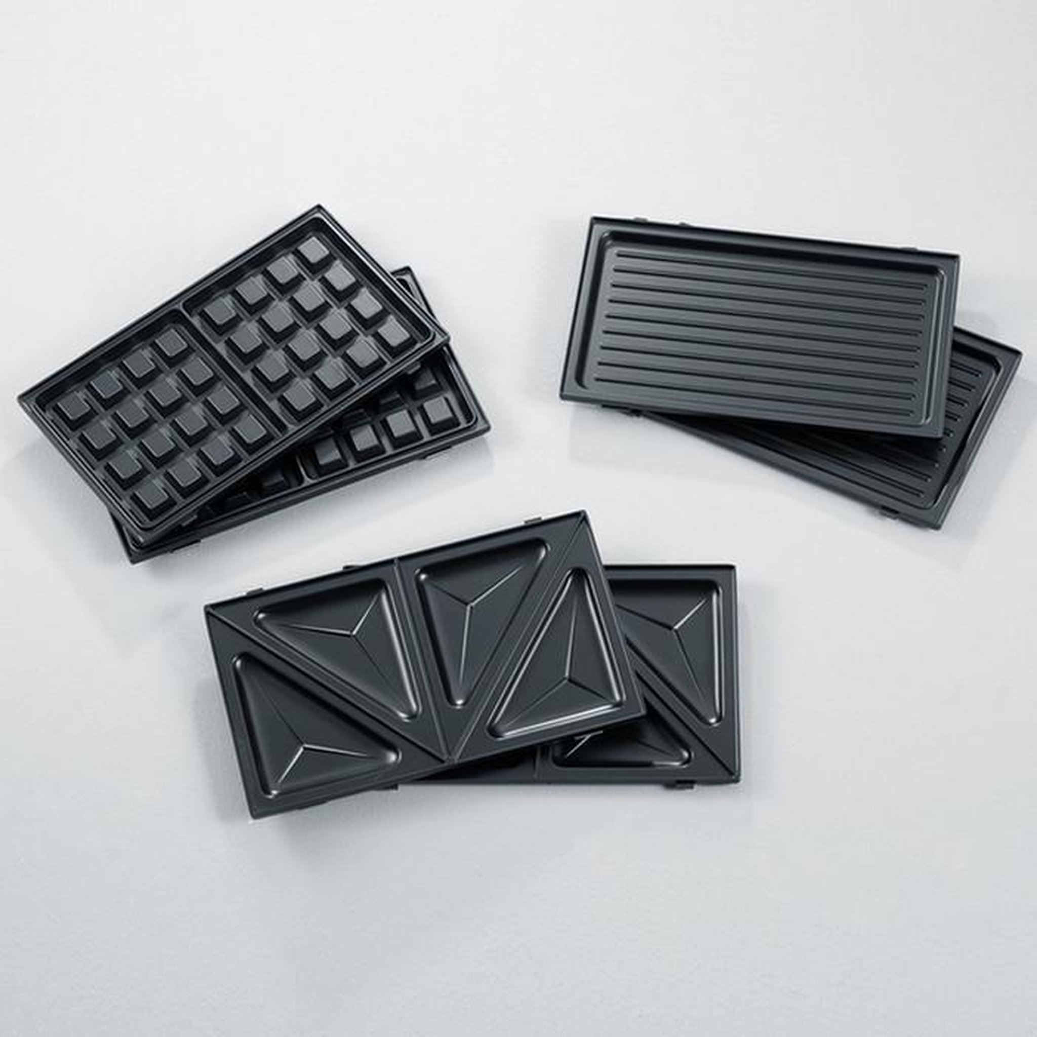 Voir la diapositive 5 : SEVERIN Croque-gaufre-gril 3 plaques 1000w - sa2968