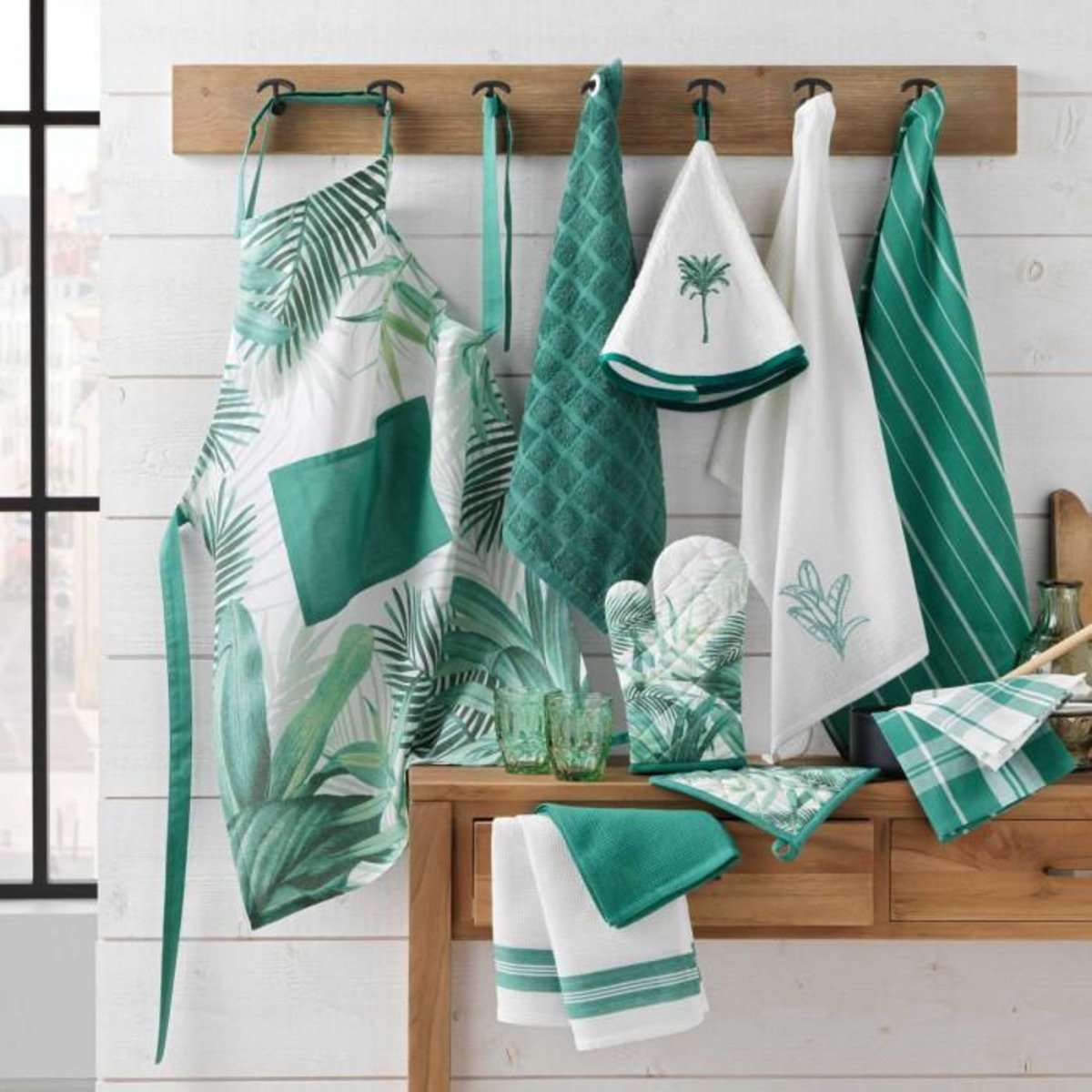 Paris Prix Lot de 2 Torchons Nid d'Abeille Brodé  Botanique  50x70cm Vert