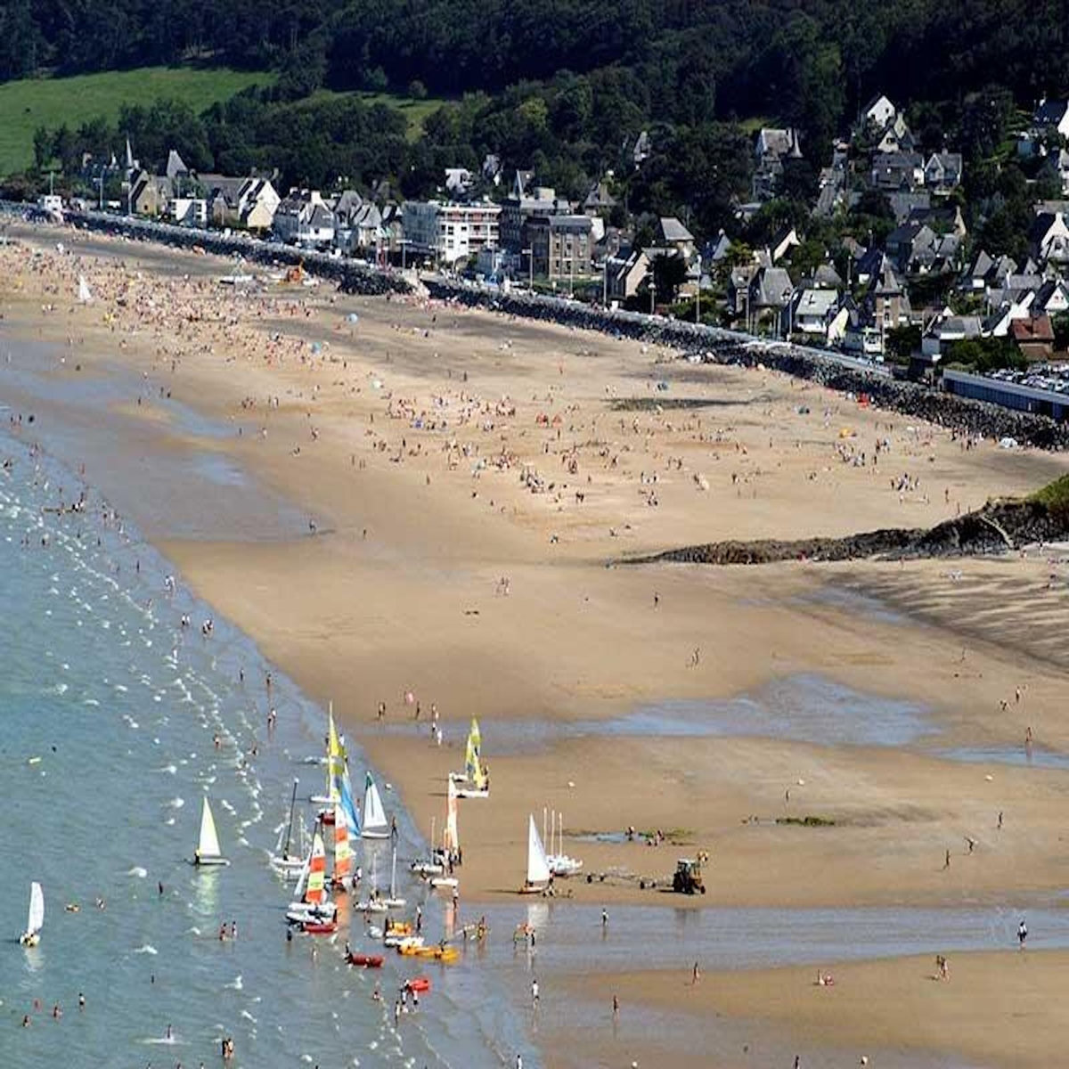 Smartbox Séjour en bord de mer ou de lac : 1-2 nuits en duo - Coffret Cadeau Séjour