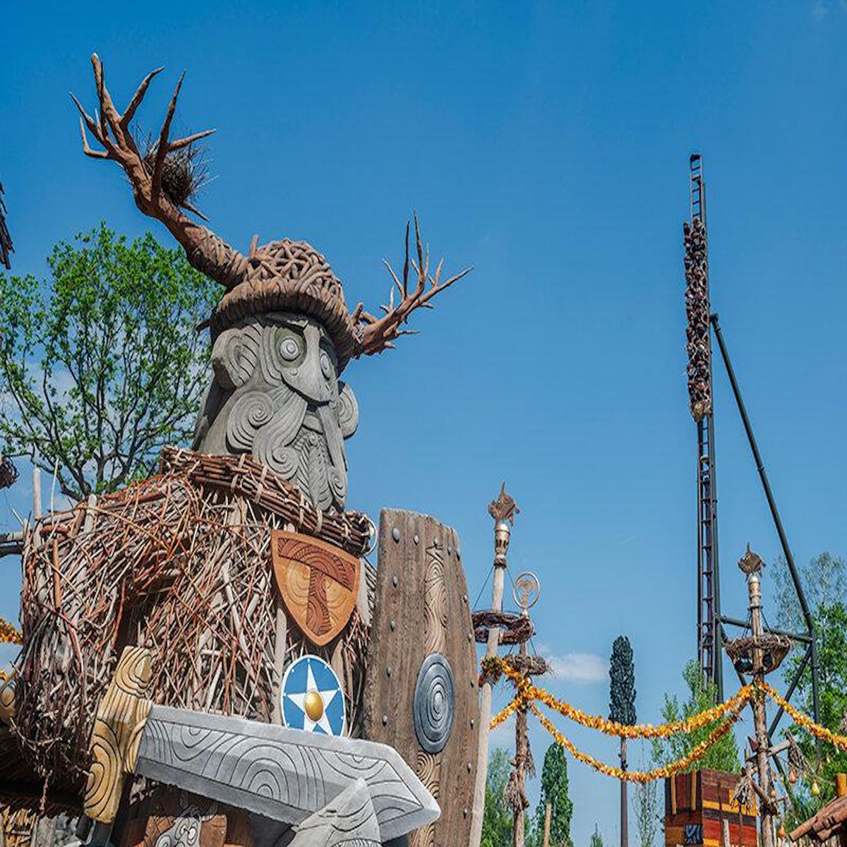 Smartbox Une journée au Parc Astérix en 2026 pour 2 adultes - Coffret Cadeau Multi-thèmes