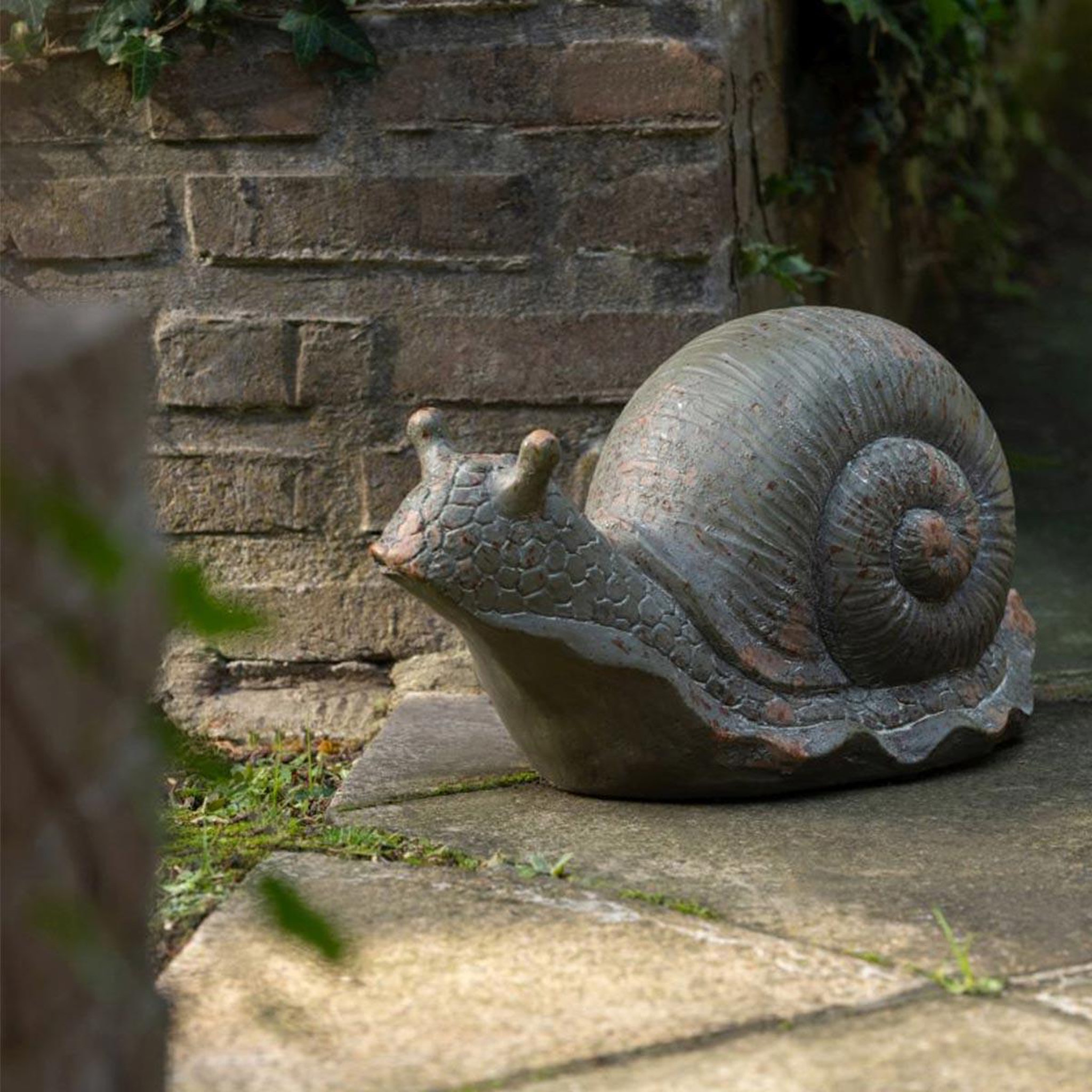 Voir la diapositive 4 : J-LINE Statuette escargot d'extérieur  antik  27cm vert foncé