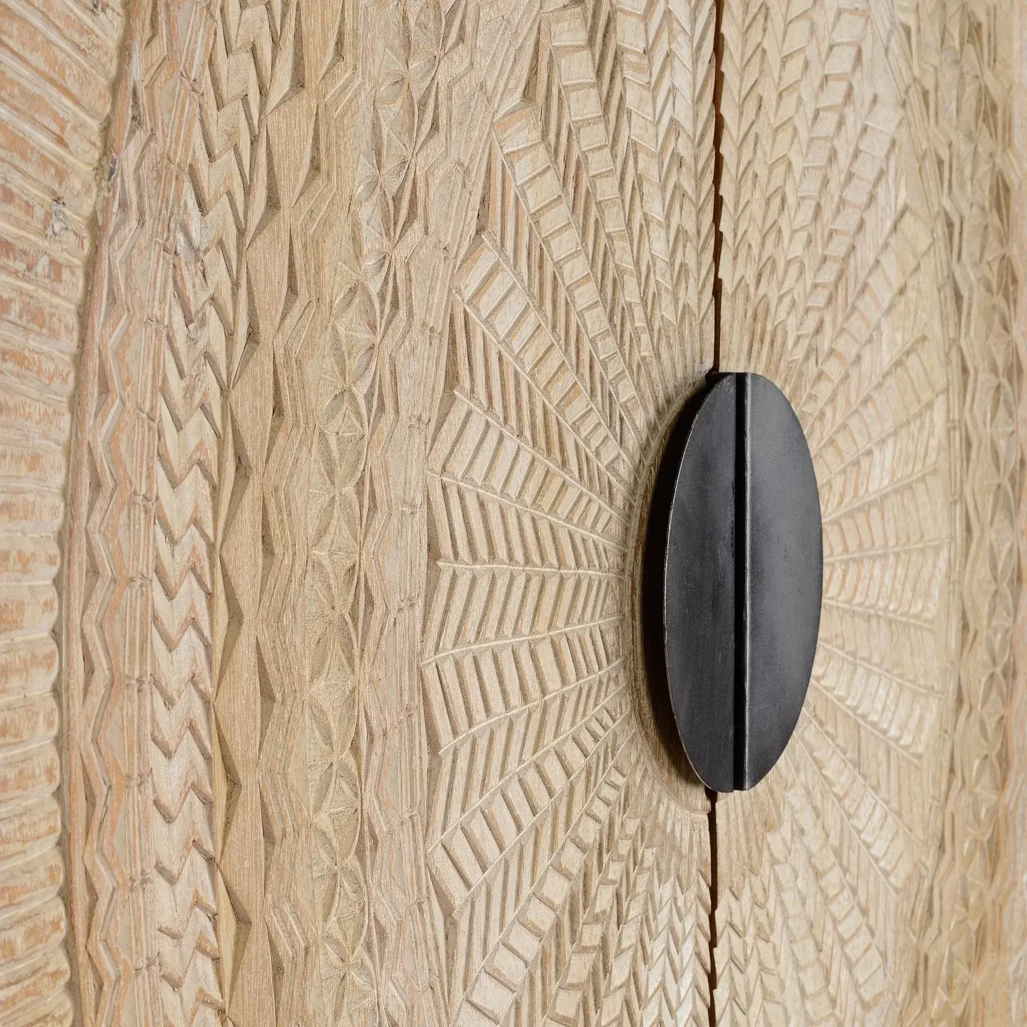 Voir la diapositive 4 : GINER Y COLOMER SL Armoire en bois de manguier 124cm style ethnique rustique