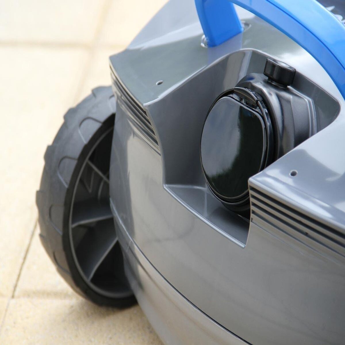 AQUAZENDO Robot de piscine électrique Aqua Premium 200 - AquaZendo