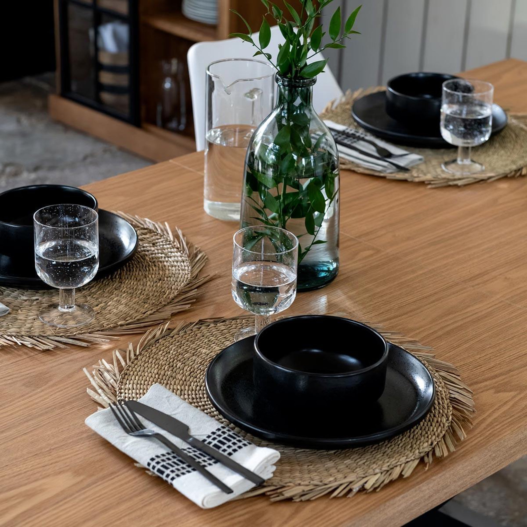 Voir la diapositive 4 : ATMOSPHERA Set de table en roseau  cuba  40cm naturel