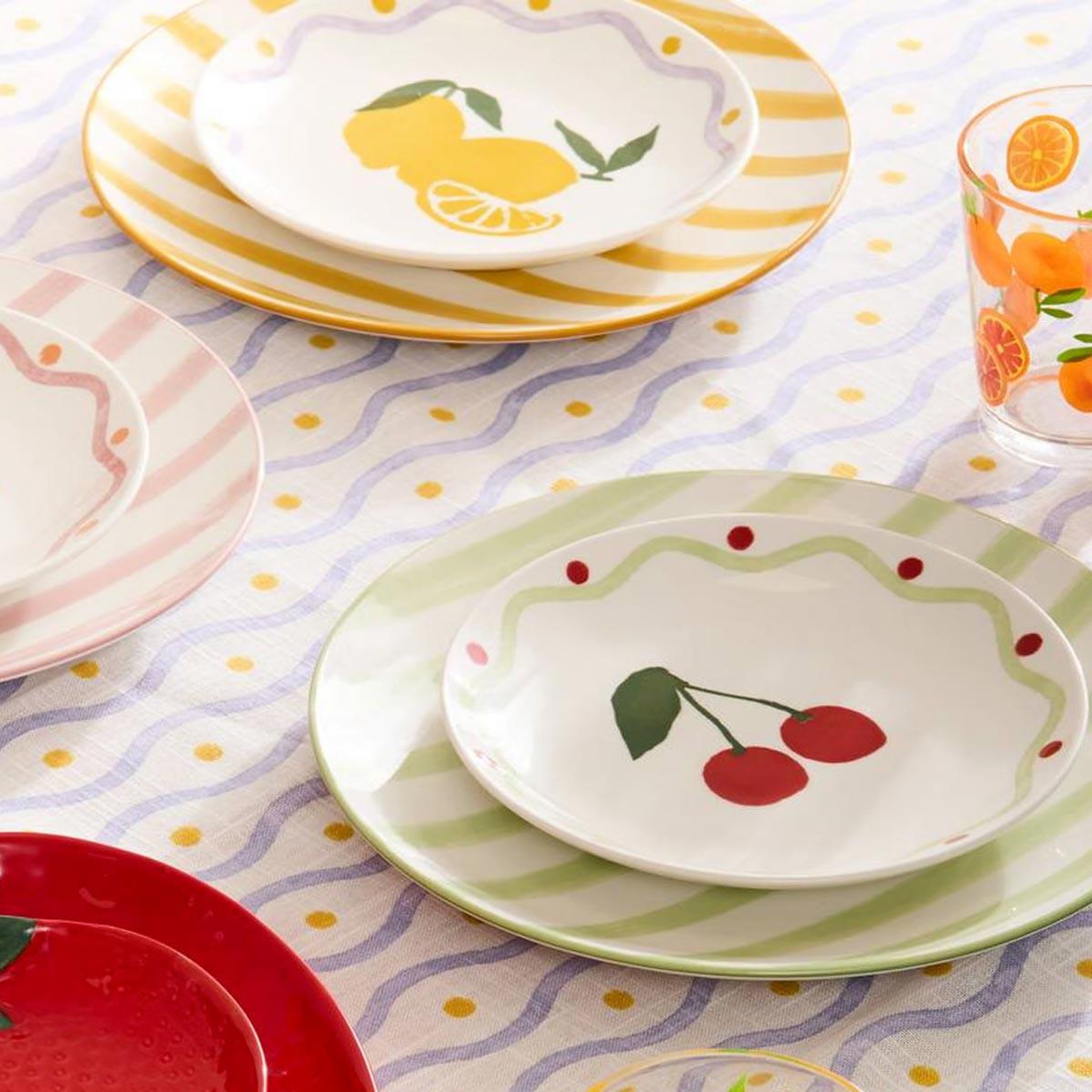 Voir la diapositive 4 : SECRET DE GOURMET Lot de 6 assiettes à dessert  charlie  19cm jaune