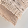 Voir la diapositive 3 : Paris Prix Coussin Déco à Franges  Cirrus  45x45cm Naturel