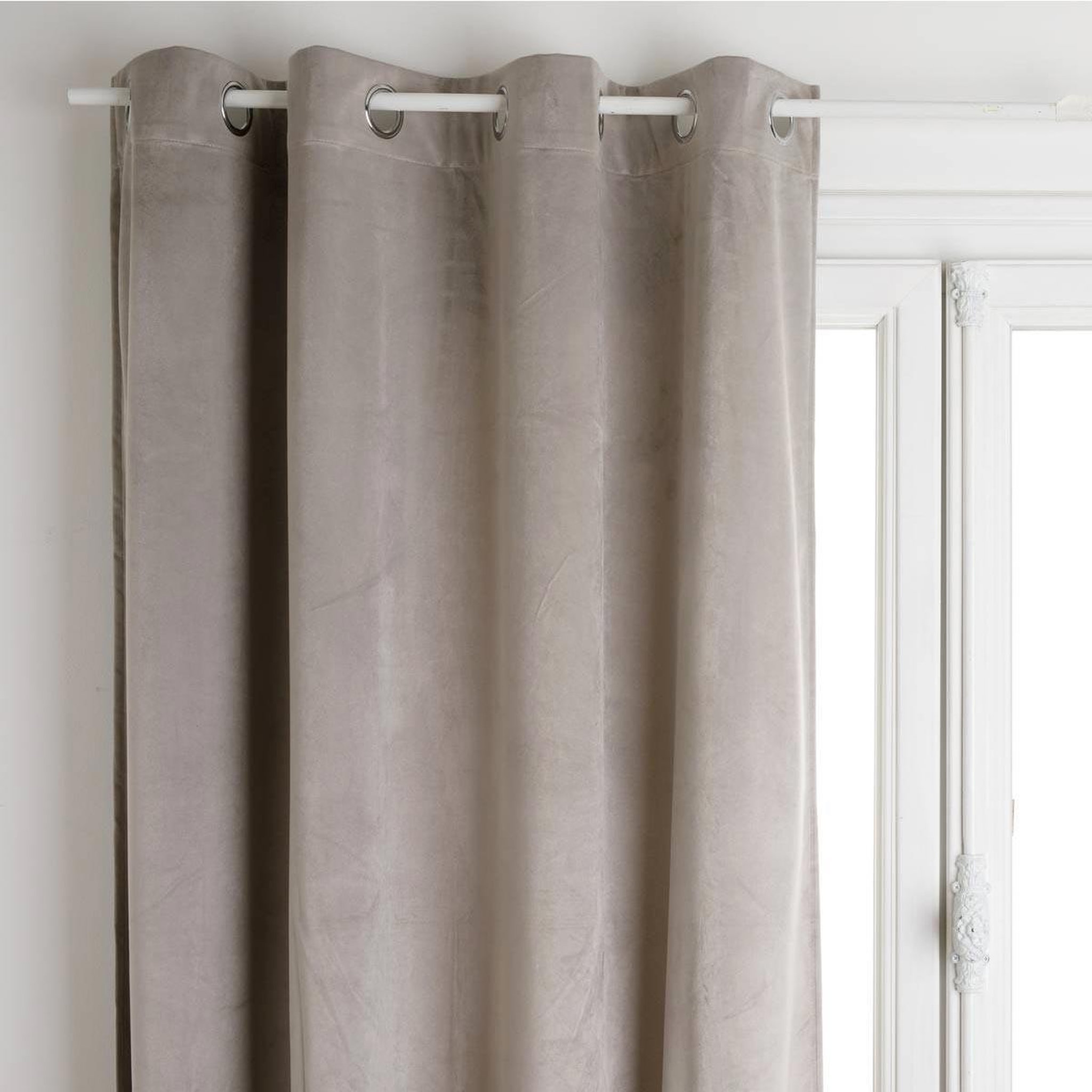Voir la diapositive 2 : ATMOSPHERA Rideau occultant velours  dolce  140x260cm gris